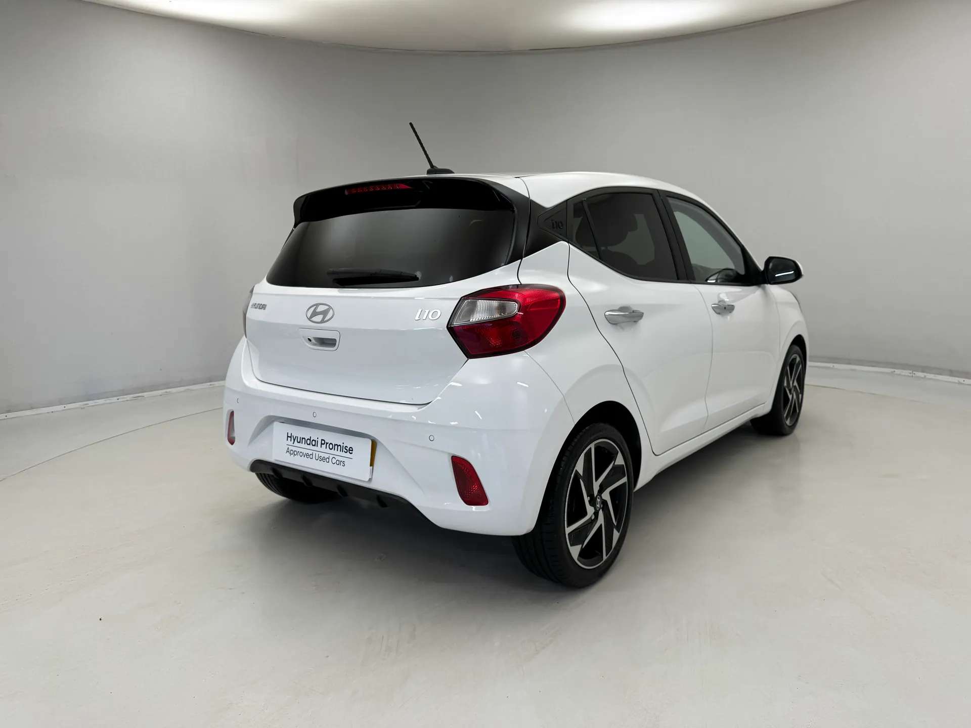 2024 HYUNDAI I10 2024 HYUNDAI I10