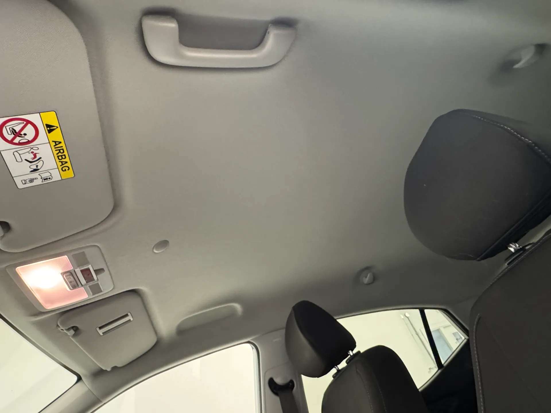 2024 HYUNDAI I10 2024 HYUNDAI I10