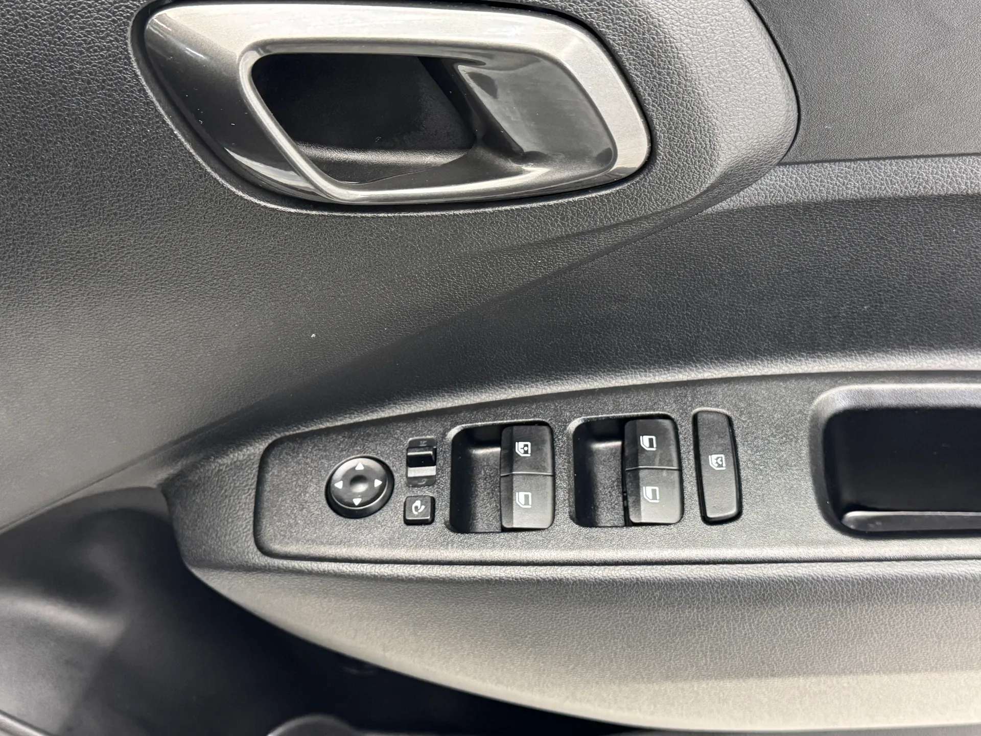 2024 HYUNDAI I10 2024 HYUNDAI I10