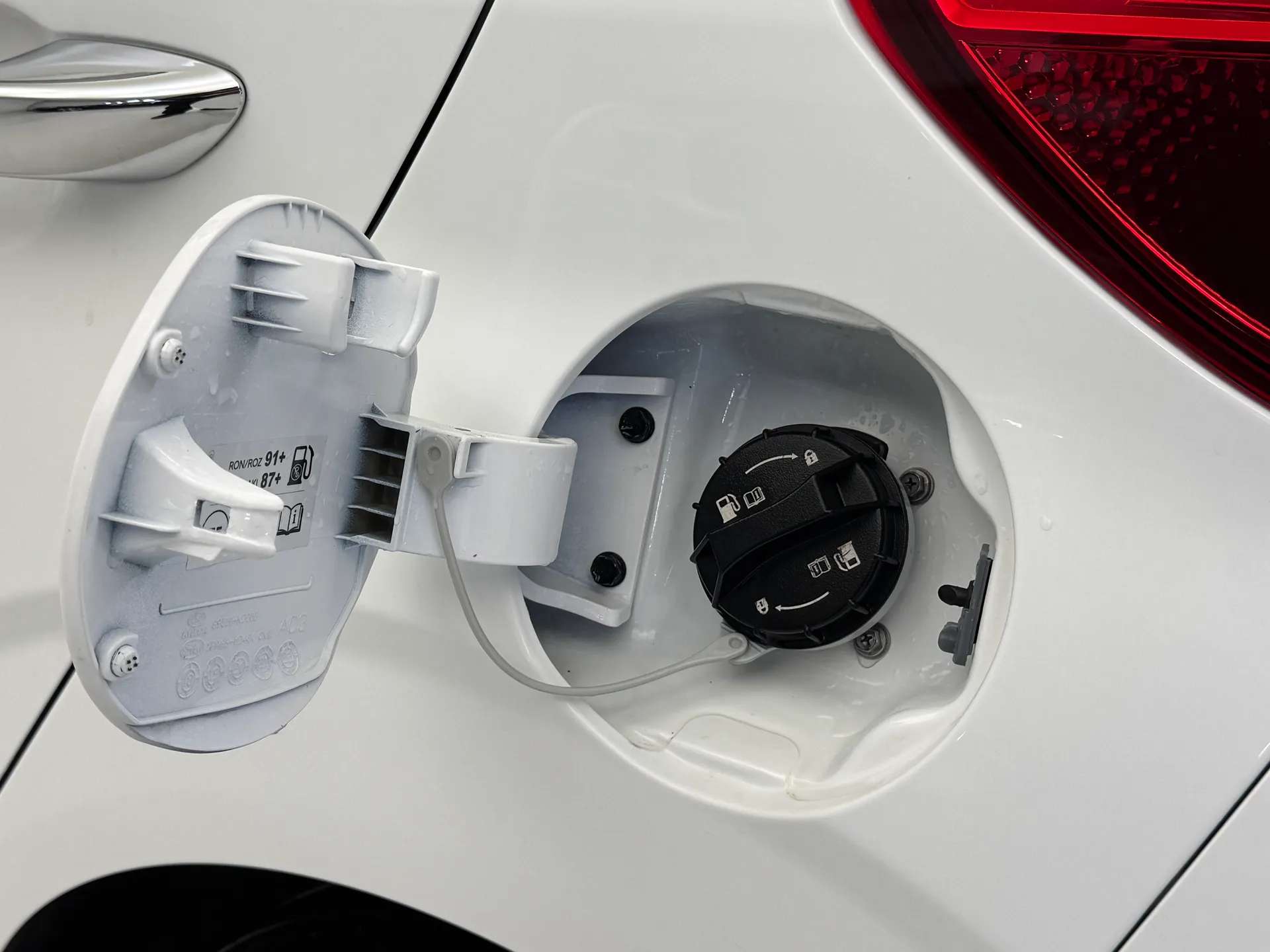 2024 HYUNDAI I10 2024 HYUNDAI I10