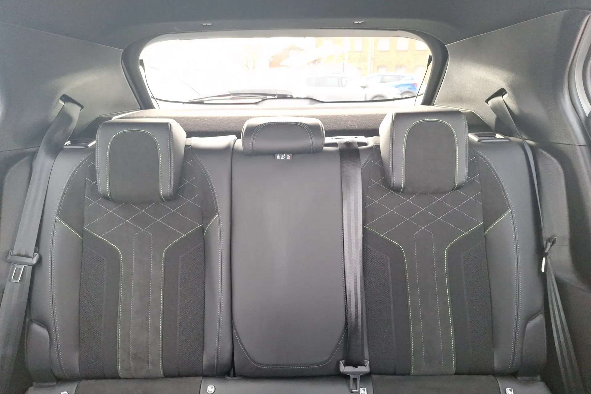 2021 PEUGEOT 2008 2021 PEUGEOT 2008