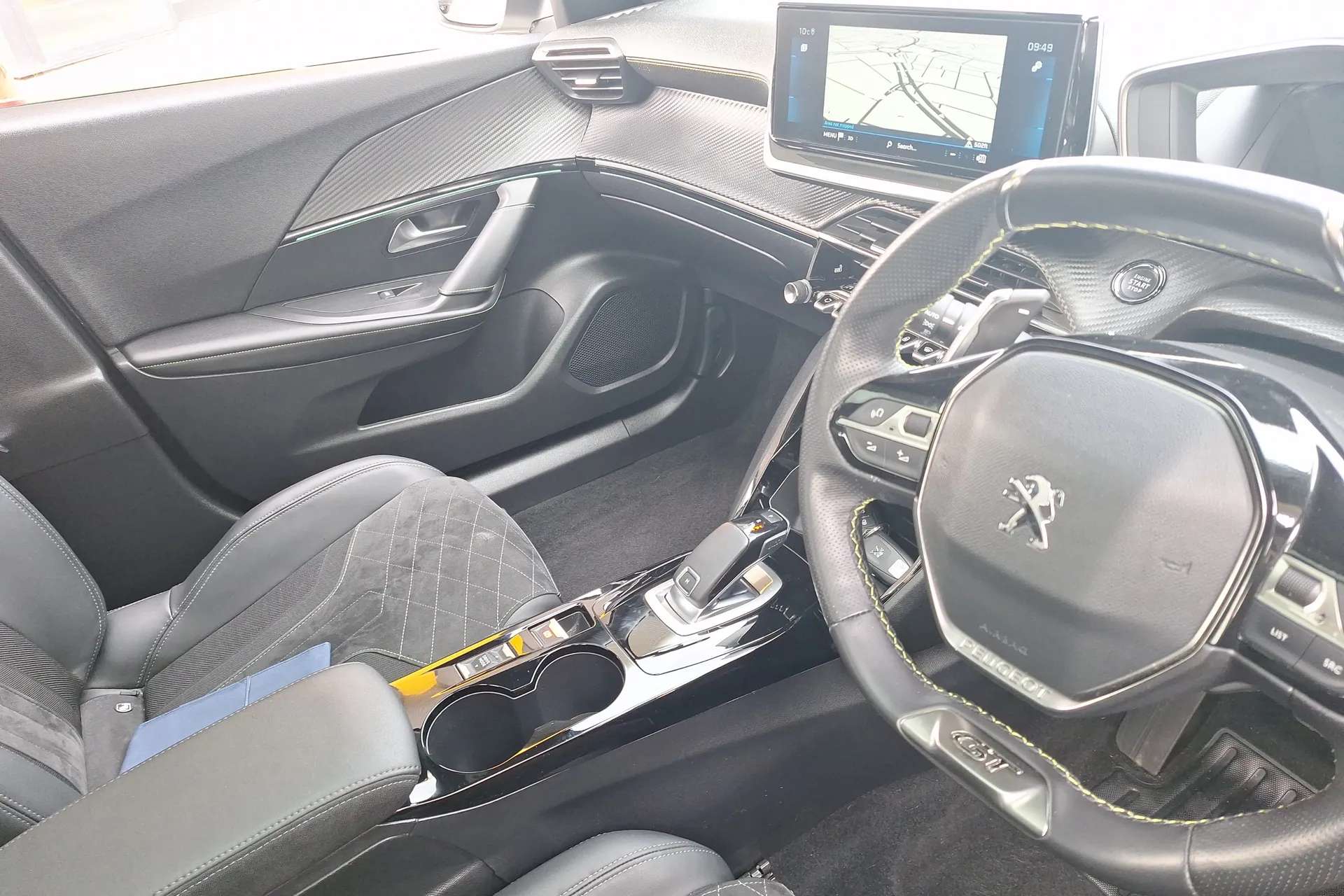 2021 PEUGEOT 2008 2021 PEUGEOT 2008