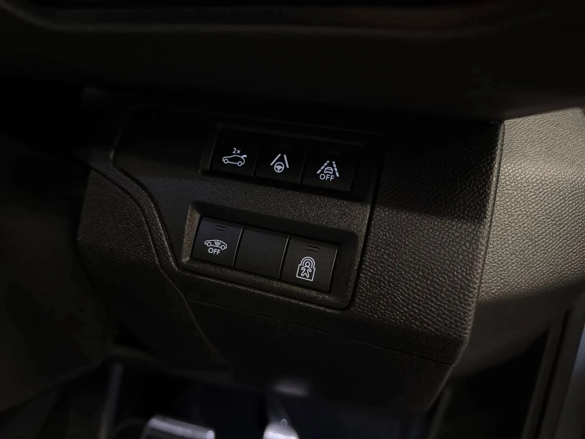 2021 PEUGEOT 3008 2021 PEUGEOT 3008