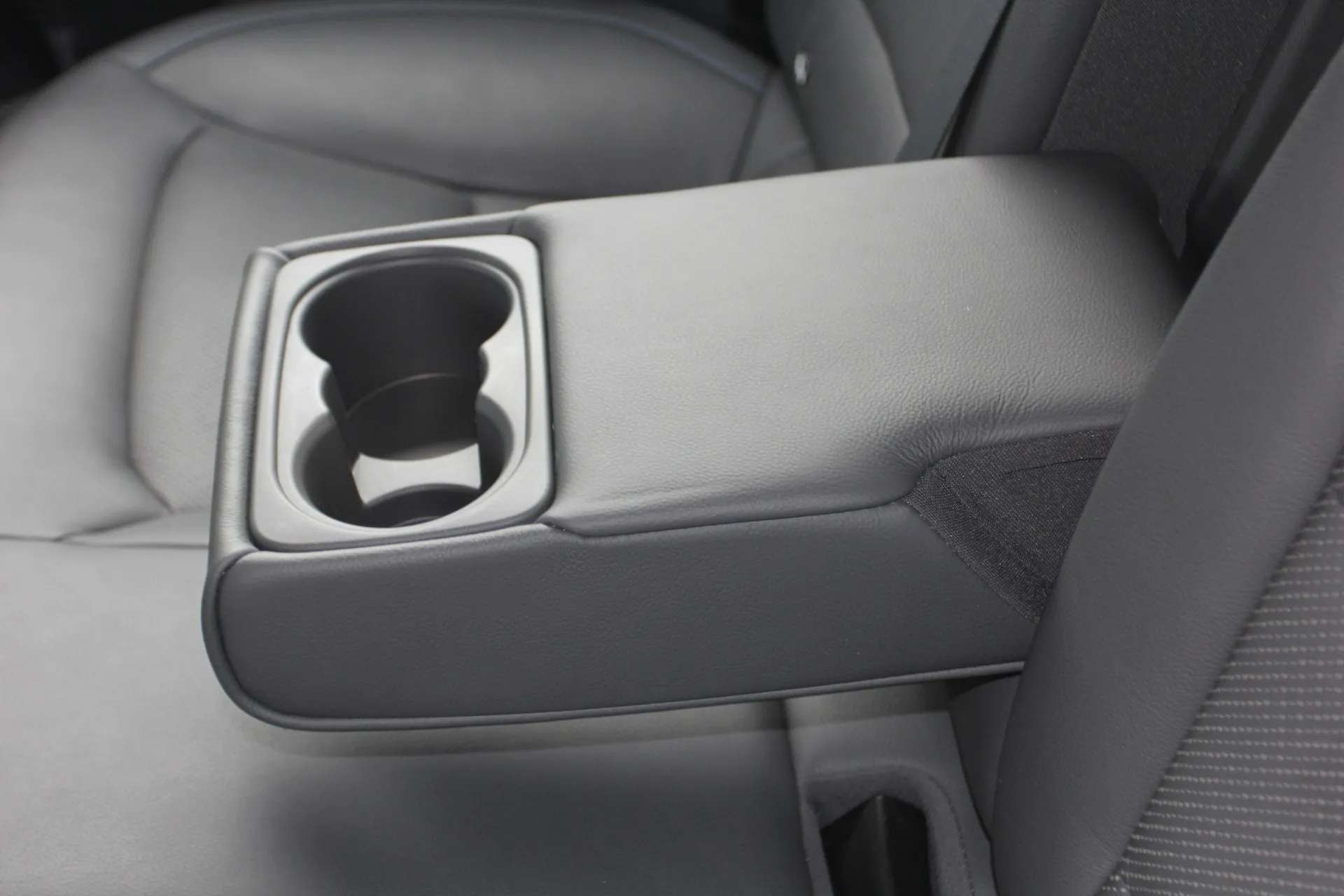 2018 HYUNDAI IONIQ 2018 HYUNDAI IONIQ