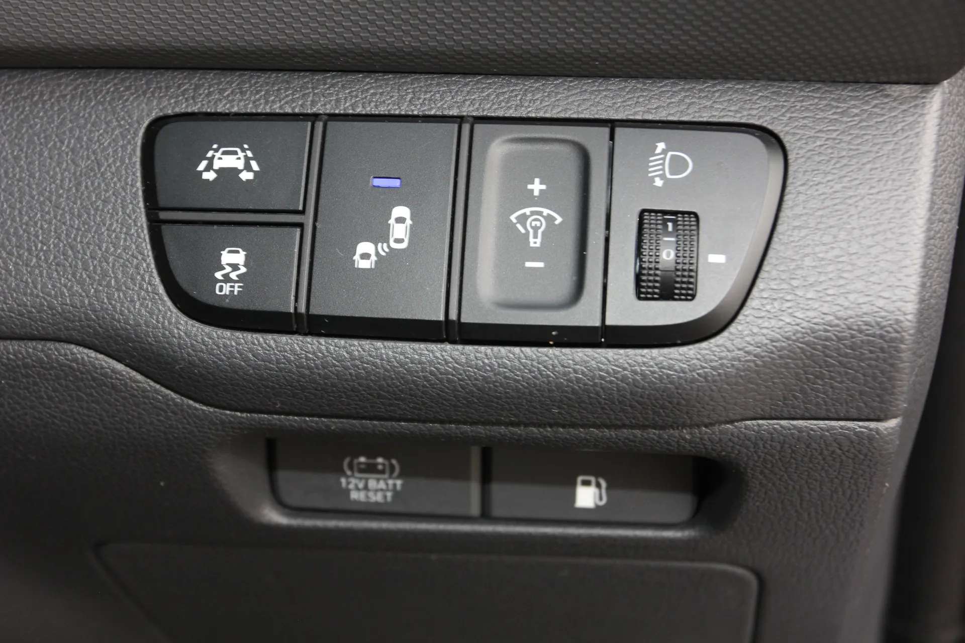 2018 HYUNDAI IONIQ 2018 HYUNDAI IONIQ