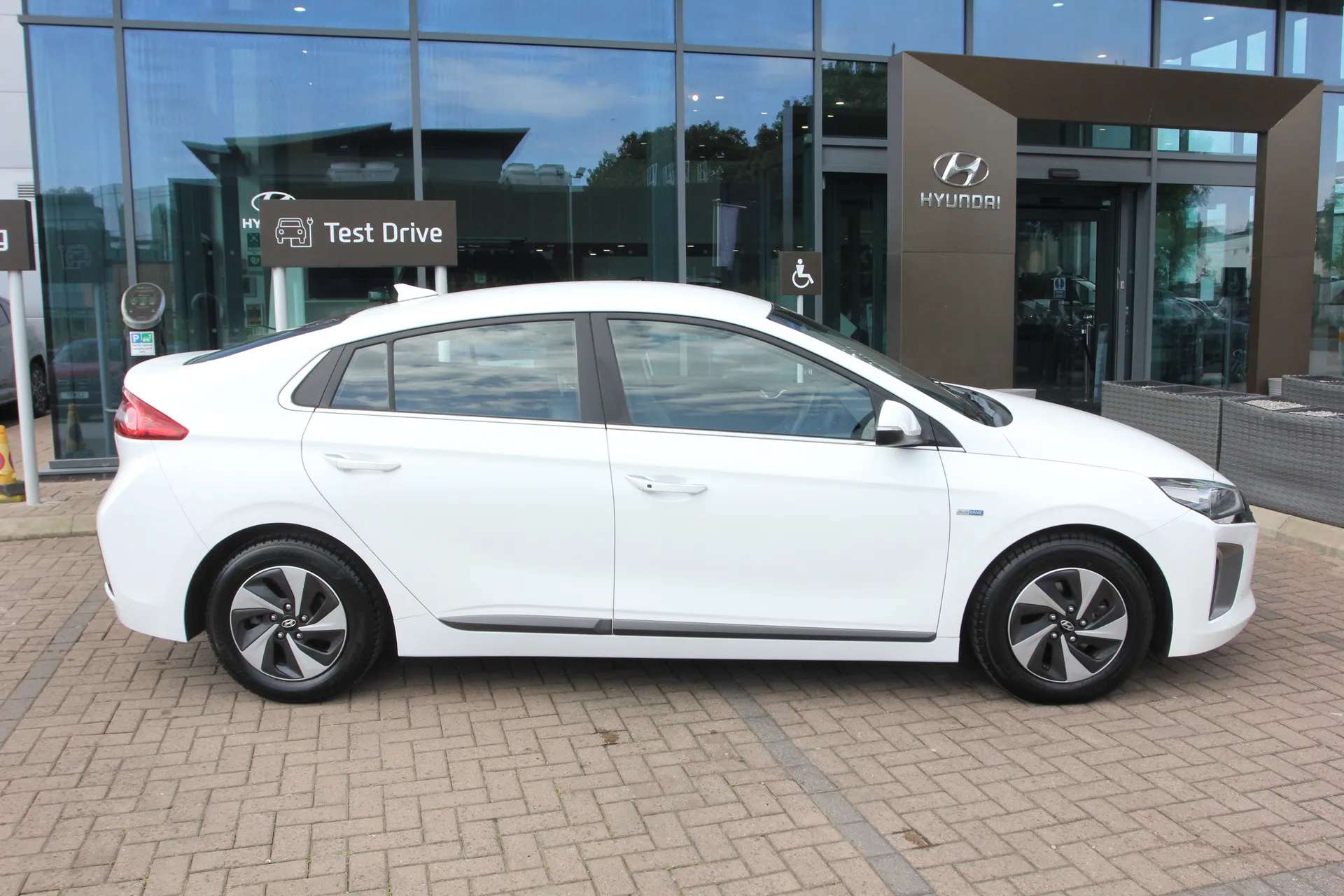 2018 HYUNDAI IONIQ 2018 HYUNDAI IONIQ