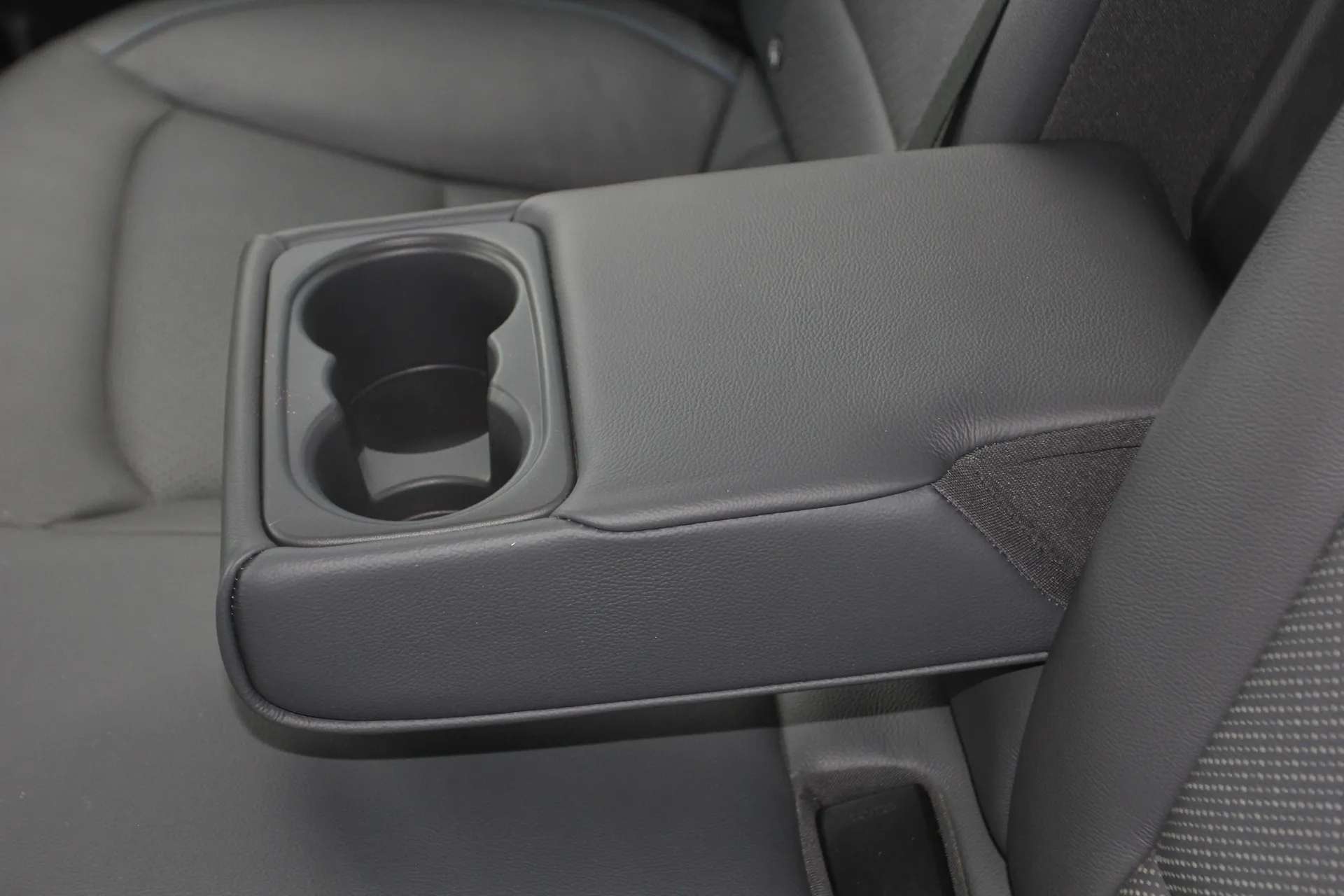 2018 HYUNDAI IONIQ 2018 HYUNDAI IONIQ