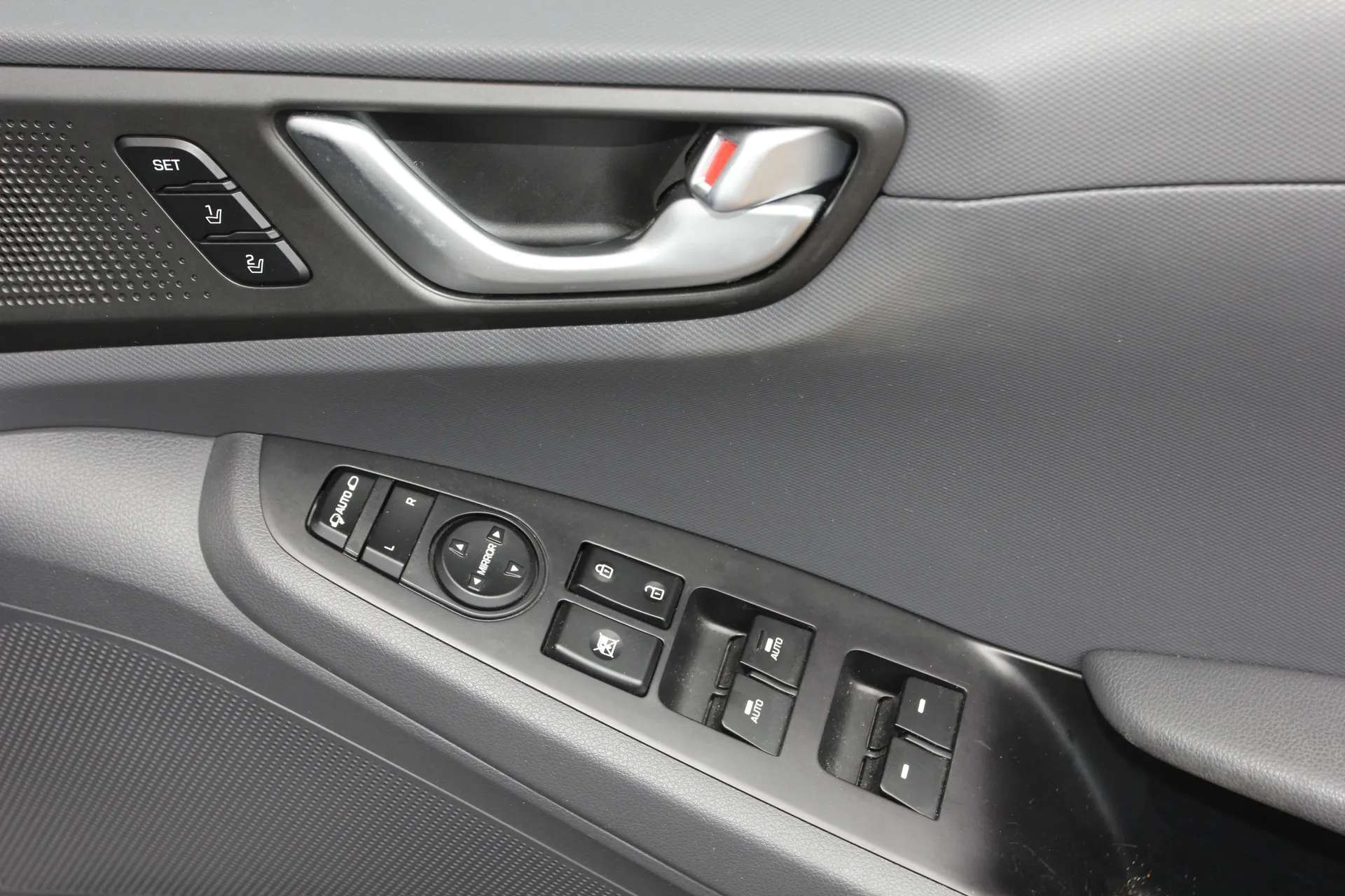 2018 HYUNDAI IONIQ 2018 HYUNDAI IONIQ