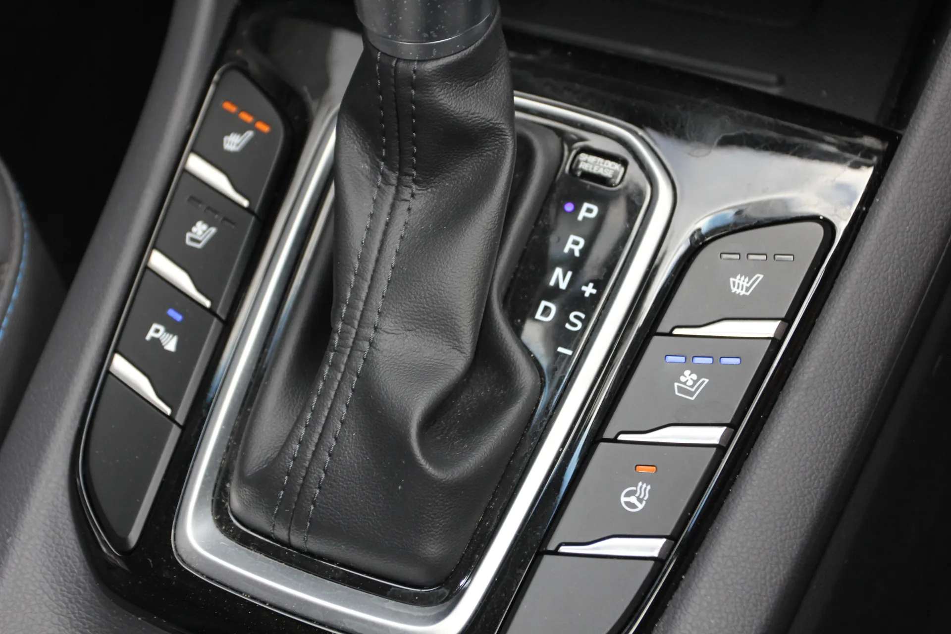 2018 HYUNDAI IONIQ 2018 HYUNDAI IONIQ