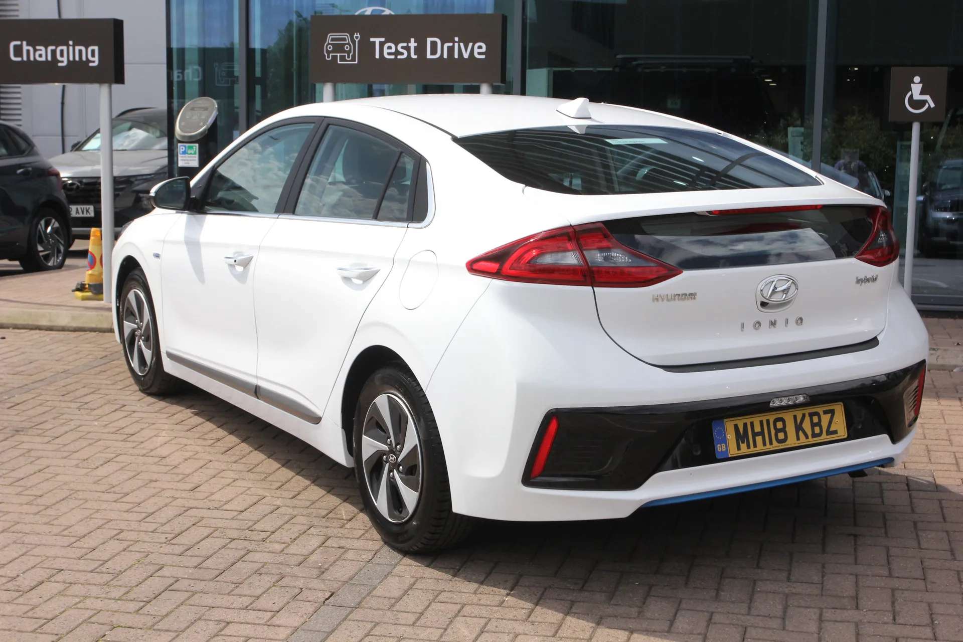 2018 HYUNDAI IONIQ 2018 HYUNDAI IONIQ