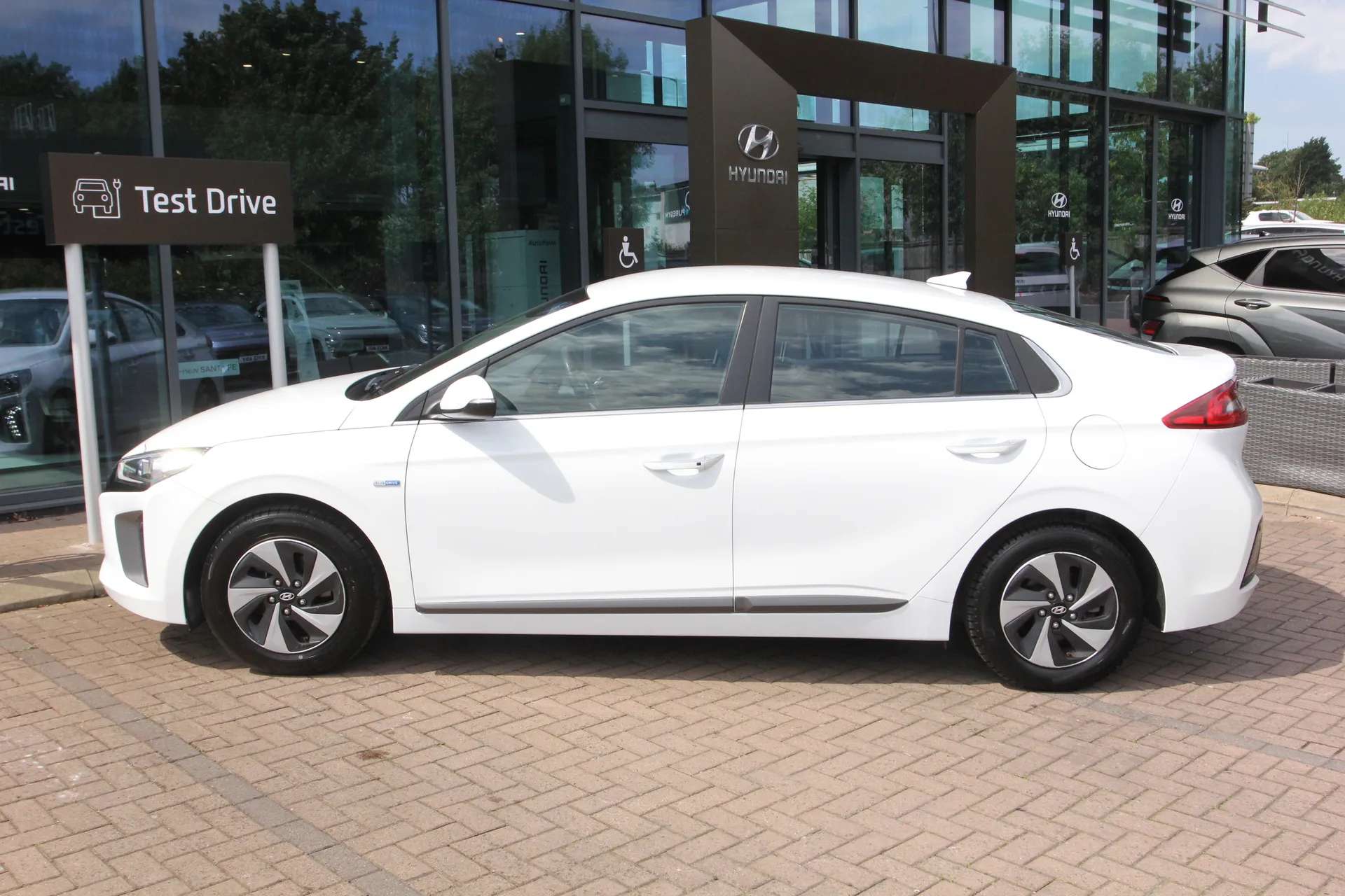 2018 HYUNDAI IONIQ 2018 HYUNDAI IONIQ