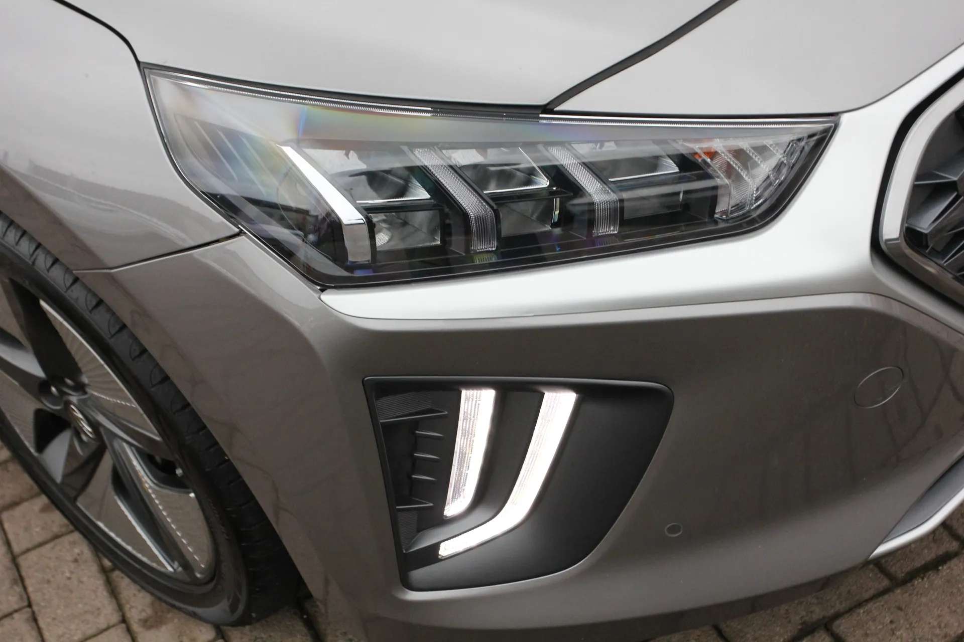 A 2021 HYUNDAI IONIQ 1.6 GDi Hybrid Premium SE 5dr DCT ZERO DEPOSIT FINANCE AVAILABLE A 2021 HYUNDAI IONIQ 1.6 GDi Hybrid Premium SE 5dr DCT ZERO DEPOSIT FINANCE AVAILABLE