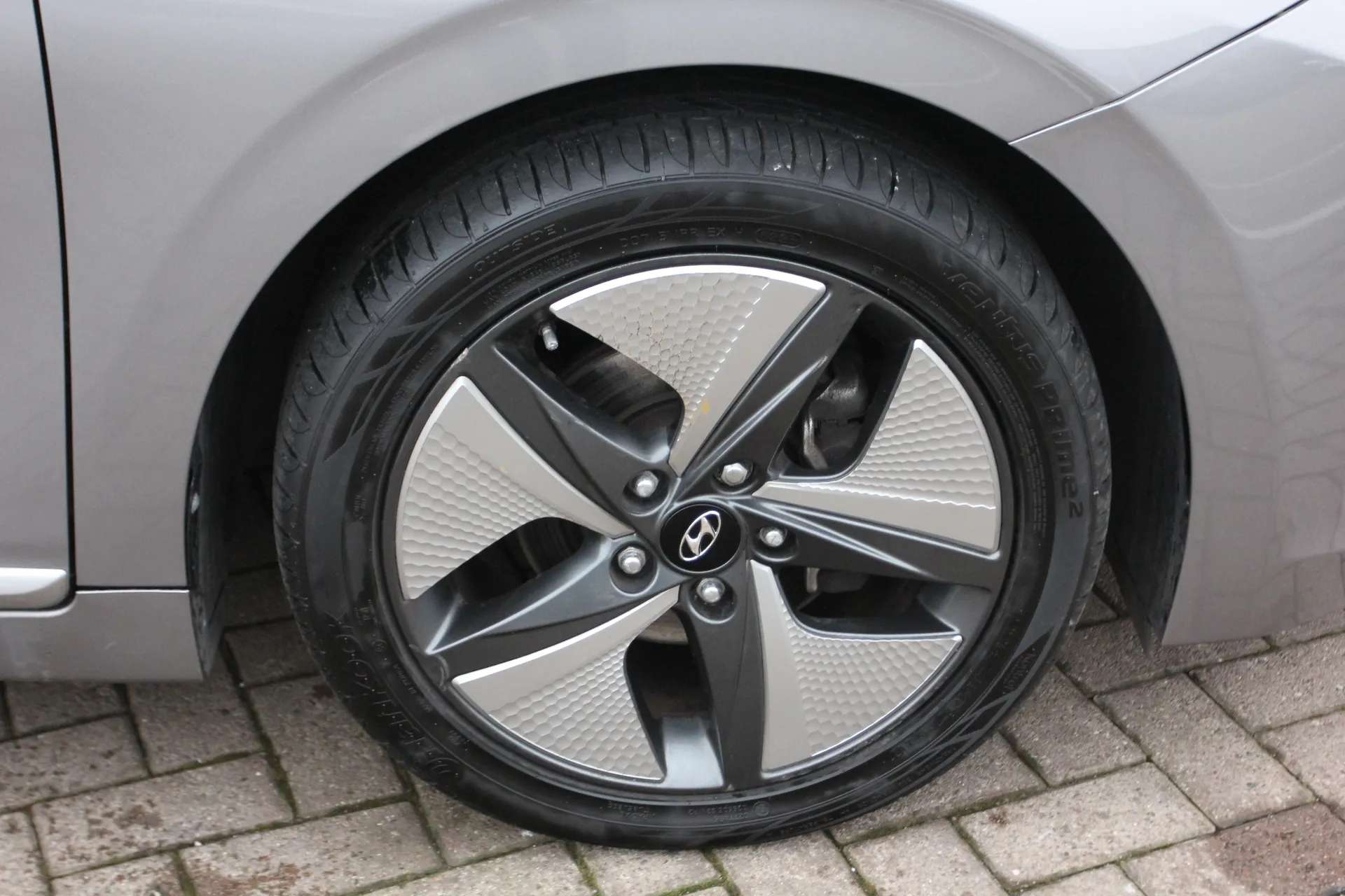 2021 HYUNDAI IONIQ 2021 HYUNDAI IONIQ