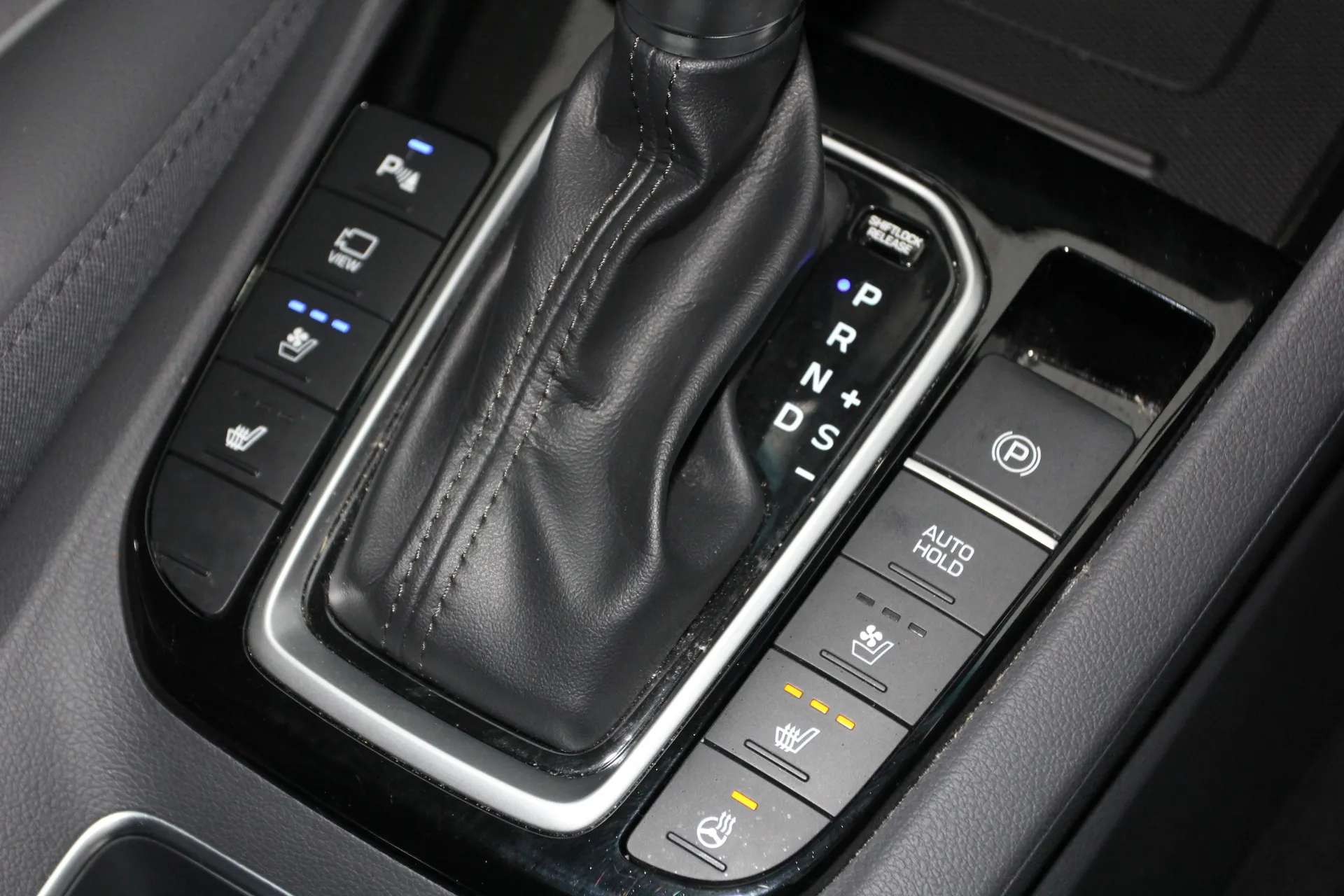 2021 HYUNDAI IONIQ 2021 HYUNDAI IONIQ