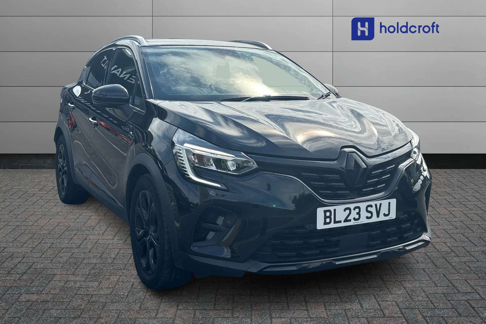 A 2023 RENAULT CAPTUR 1.0 TCE 90 Rive Gauche 5dr A 2023 RENAULT CAPTUR 1.0 TCE 90 Rive Gauche 5dr