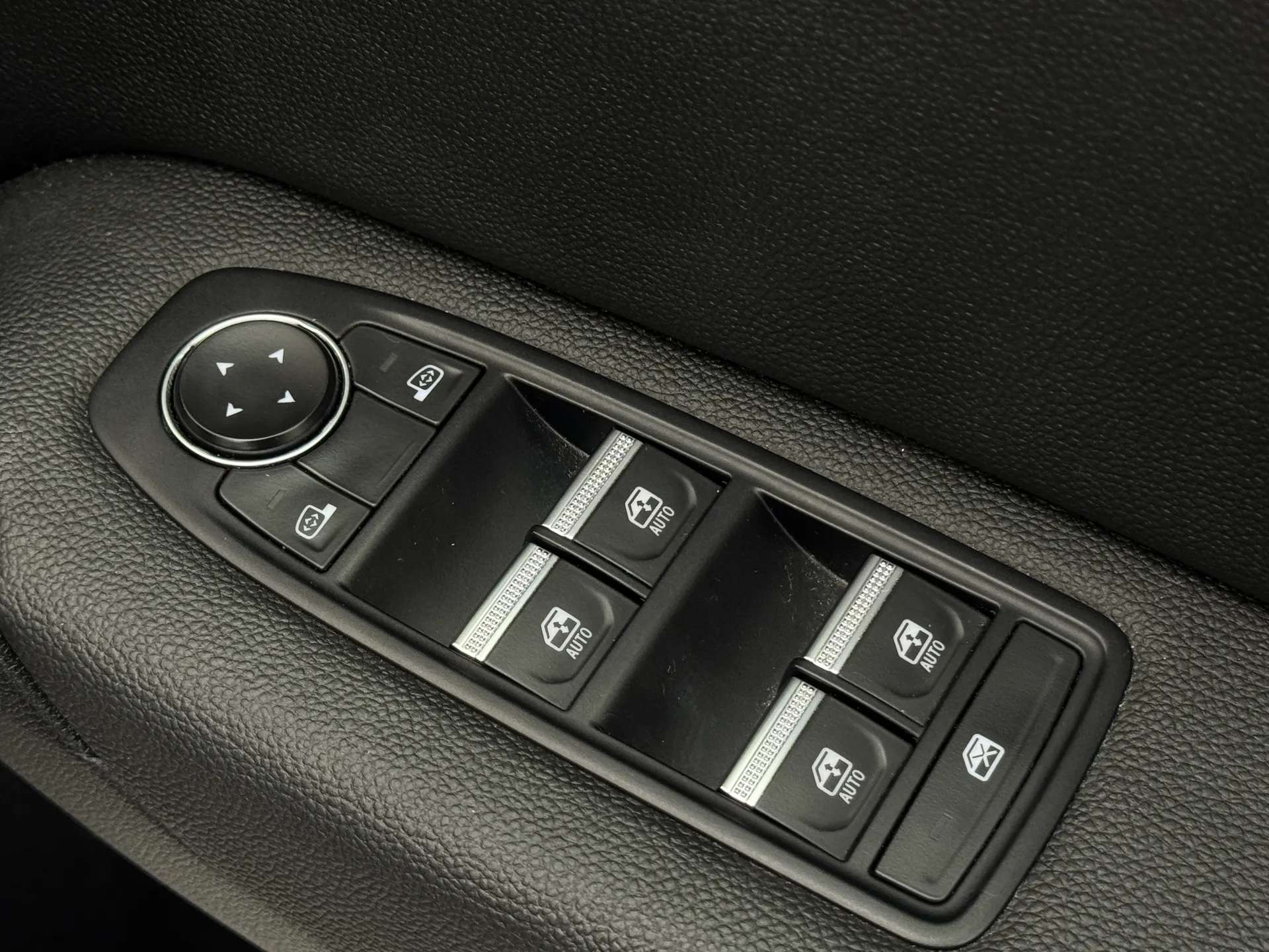 2022 RENAULT CAPTUR 2022 RENAULT CAPTUR