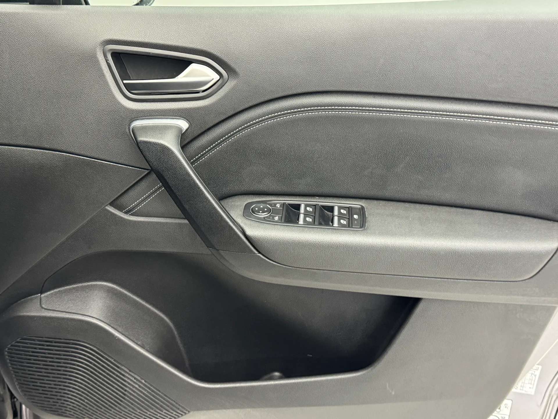 2022 RENAULT CAPTUR 2022 RENAULT CAPTUR