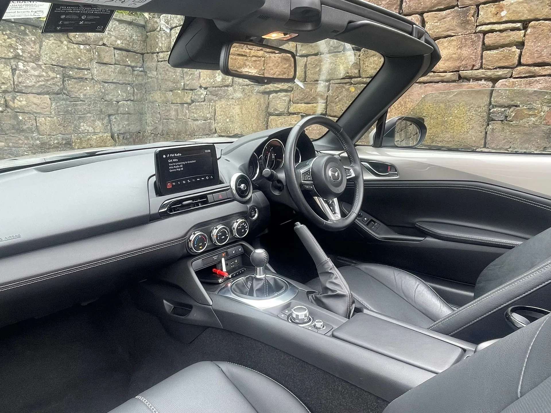 2023 MAZDA MX-5 2023 MAZDA MX-5