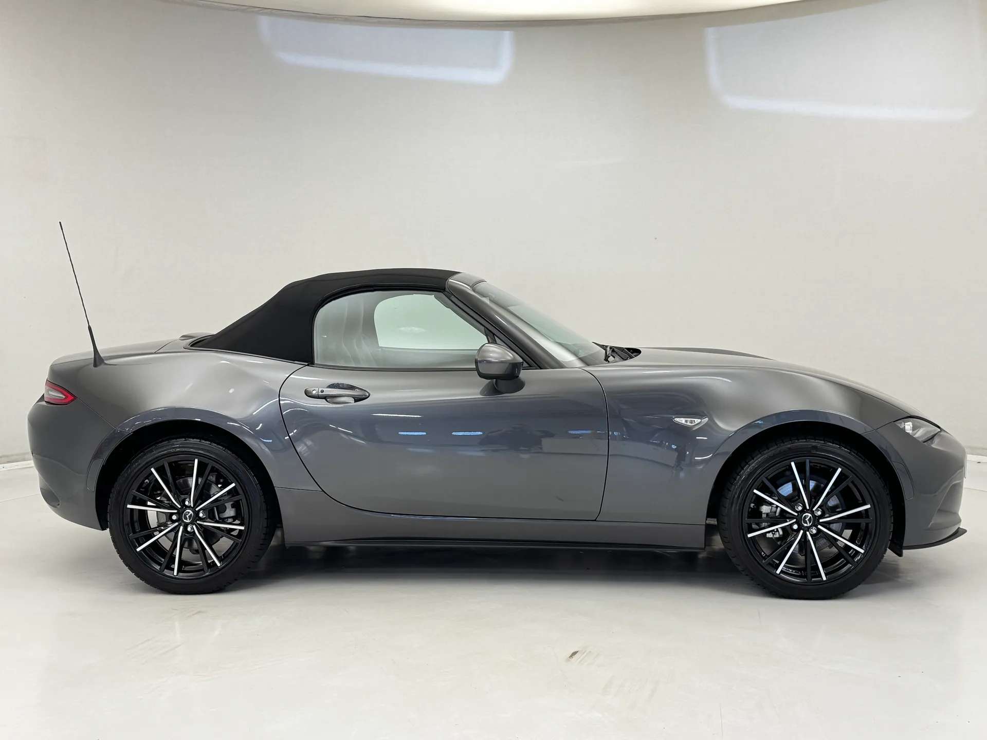 2026 MAZDA MX-5 2026 MAZDA MX-5