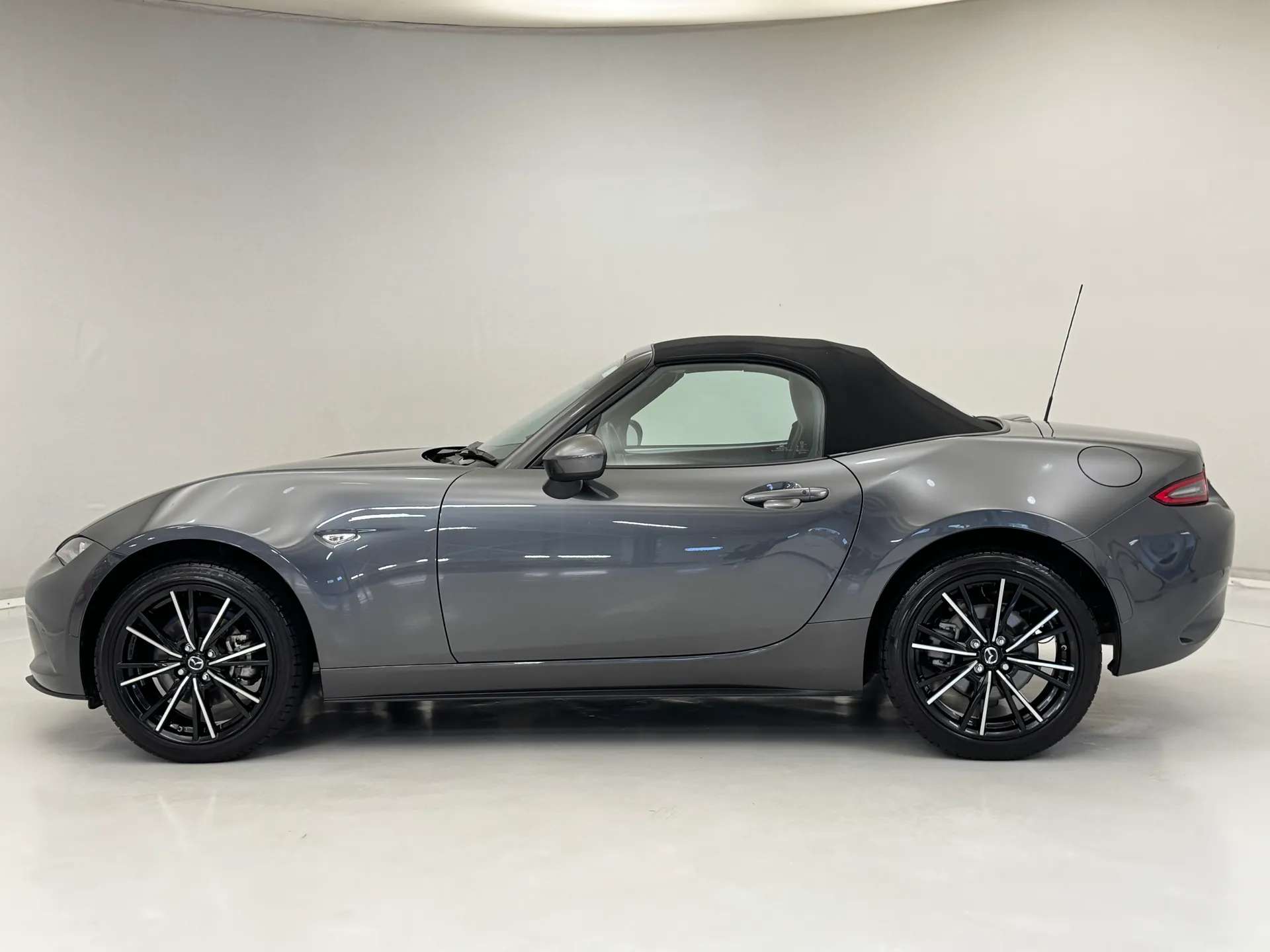2026 MAZDA MX-5 2026 MAZDA MX-5