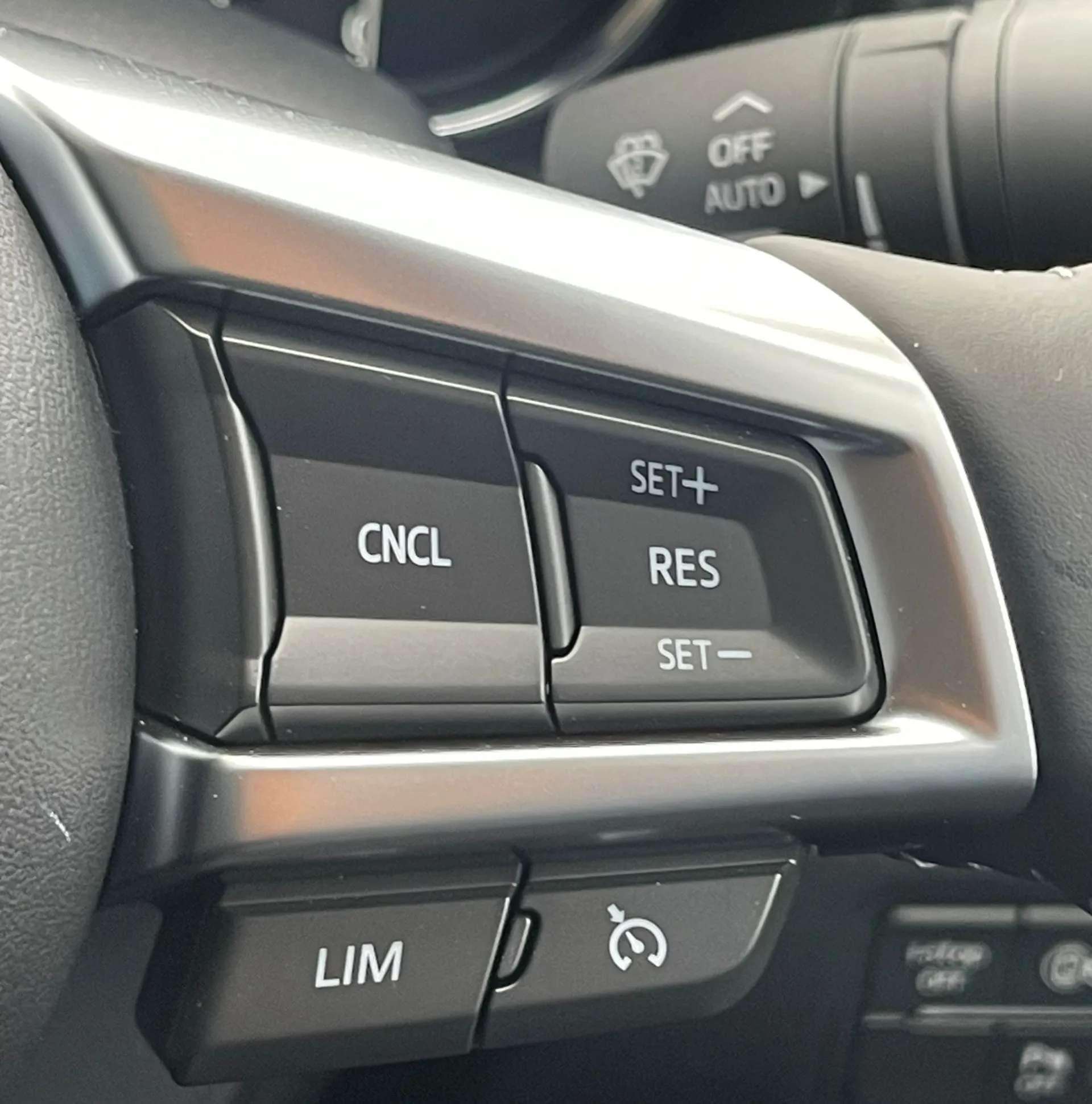 2025 MAZDA MX-5 2025 MAZDA MX-5