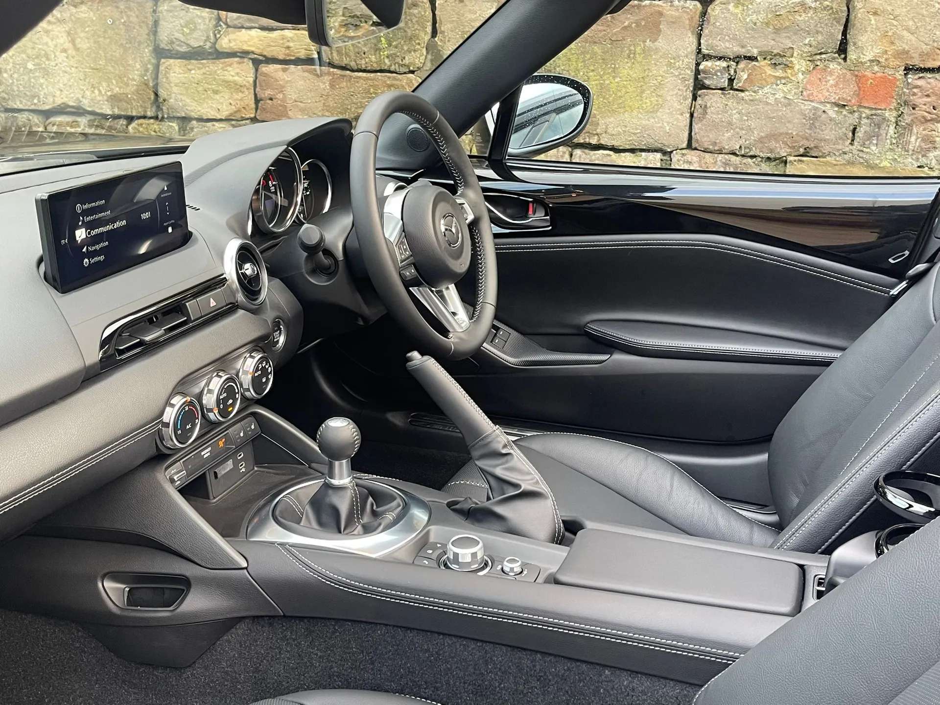 2025 MAZDA MX-5 2025 MAZDA MX-5