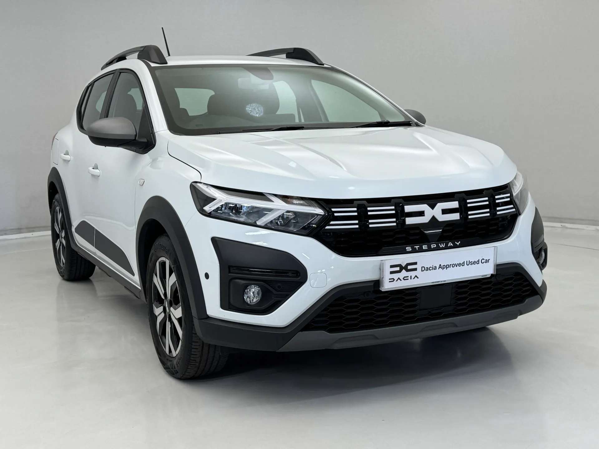 A 2023 DACIA SANDERO STEPWAY 1.0 TCe Journey 5dr A 2023 DACIA SANDERO STEPWAY 1.0 TCe Journey 5dr