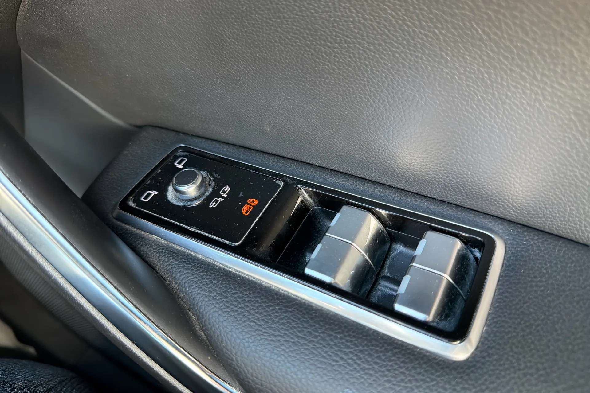 2023 JAGUAR F-PACE 2023 JAGUAR F-PACE