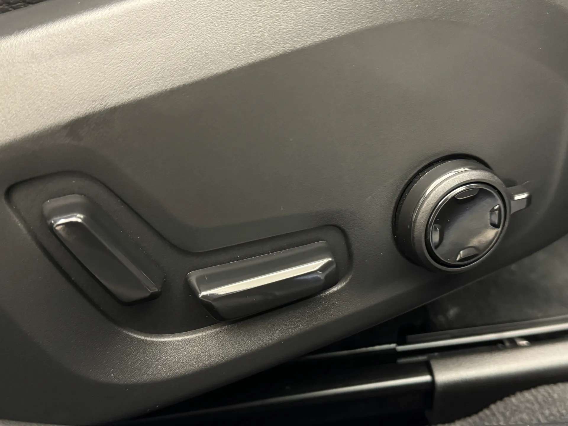 2025 VOLVO V90 2025 VOLVO V90