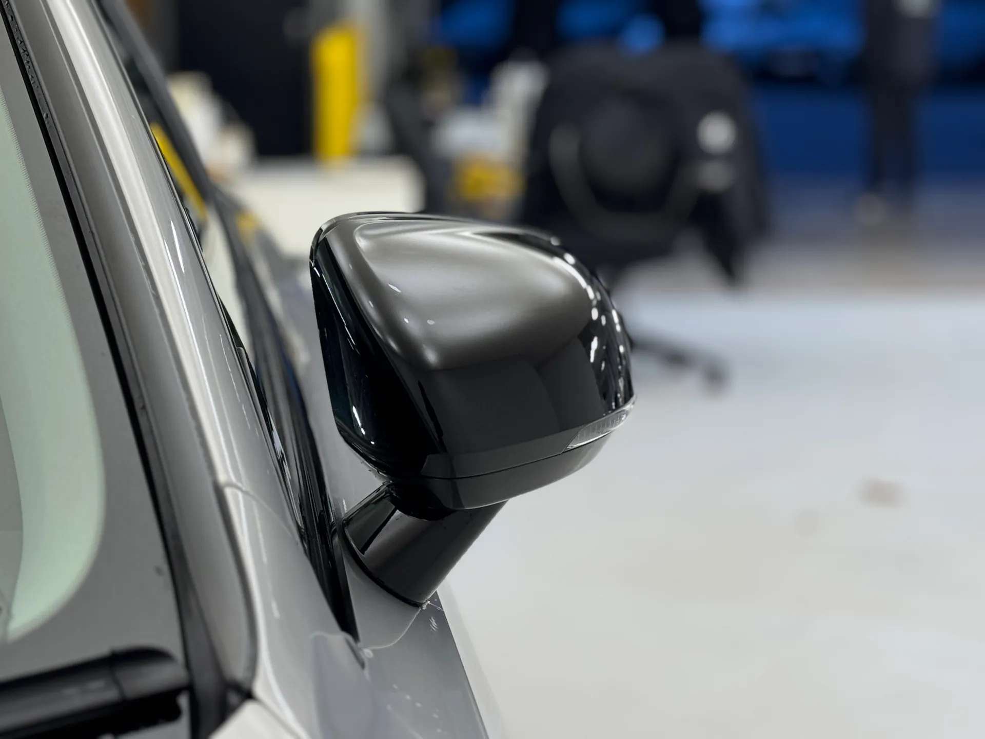 2025 VOLVO V90 2025 VOLVO V90