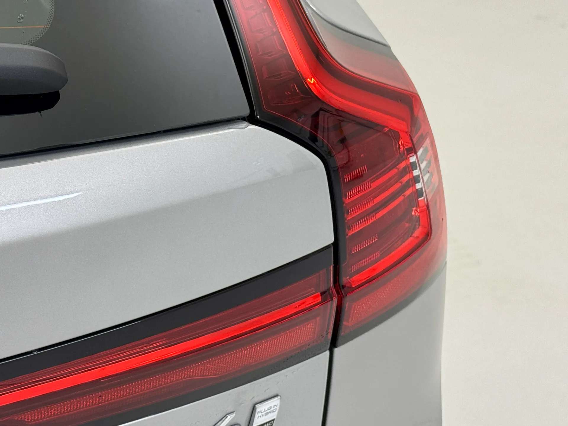 2025 VOLVO V90 2025 VOLVO V90