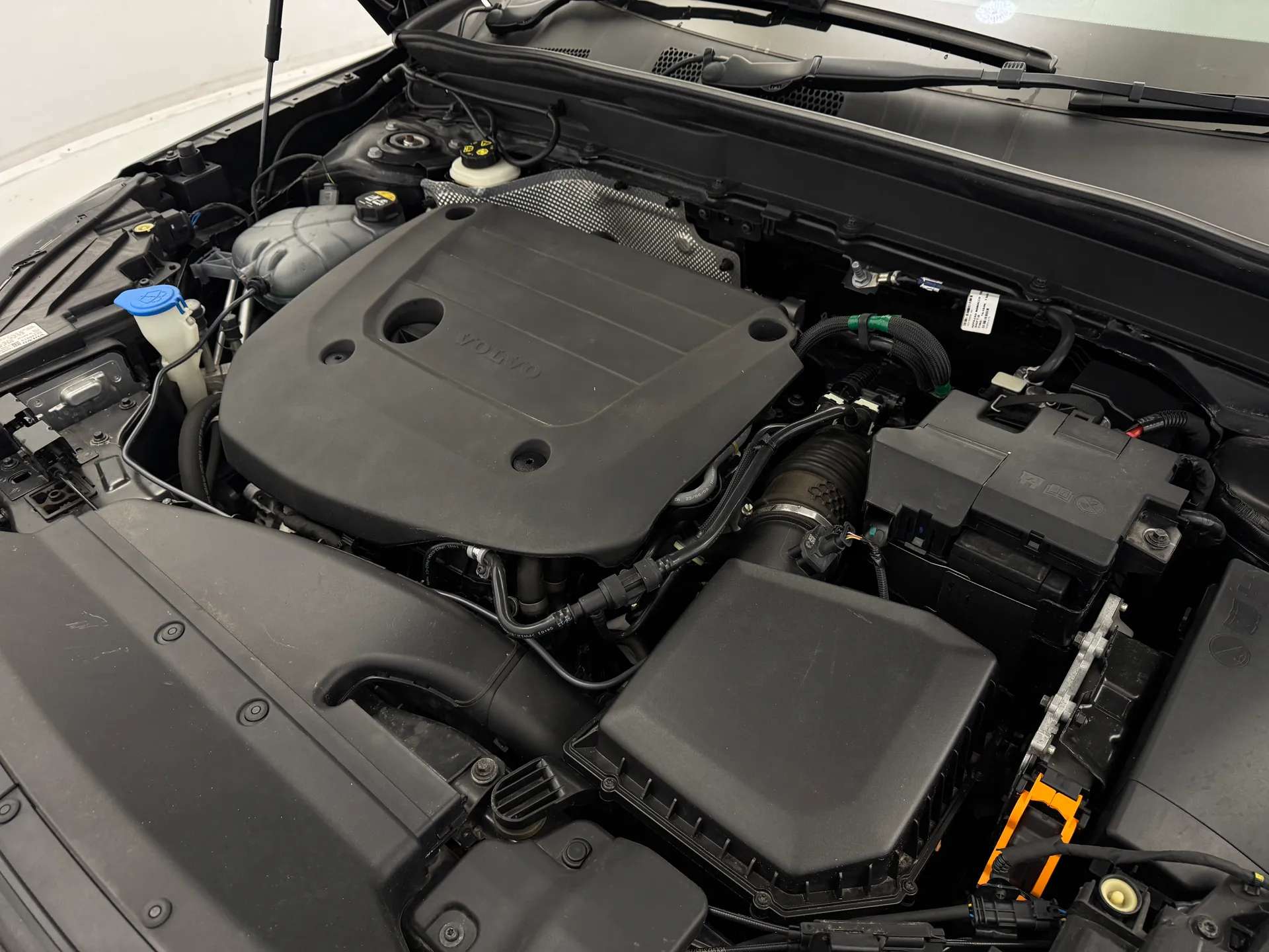 2022 VOLVO XC40 2022 VOLVO XC40