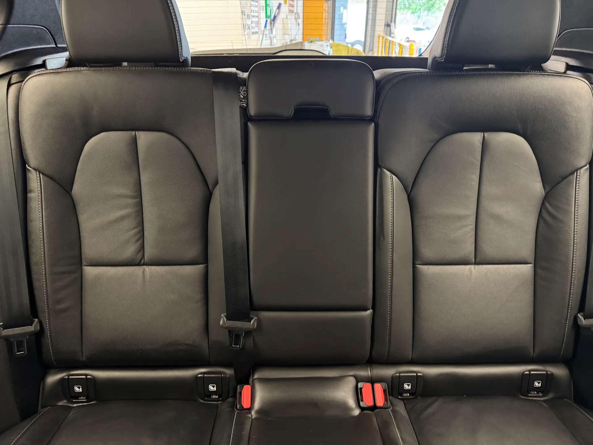 2022 VOLVO XC40 2022 VOLVO XC40