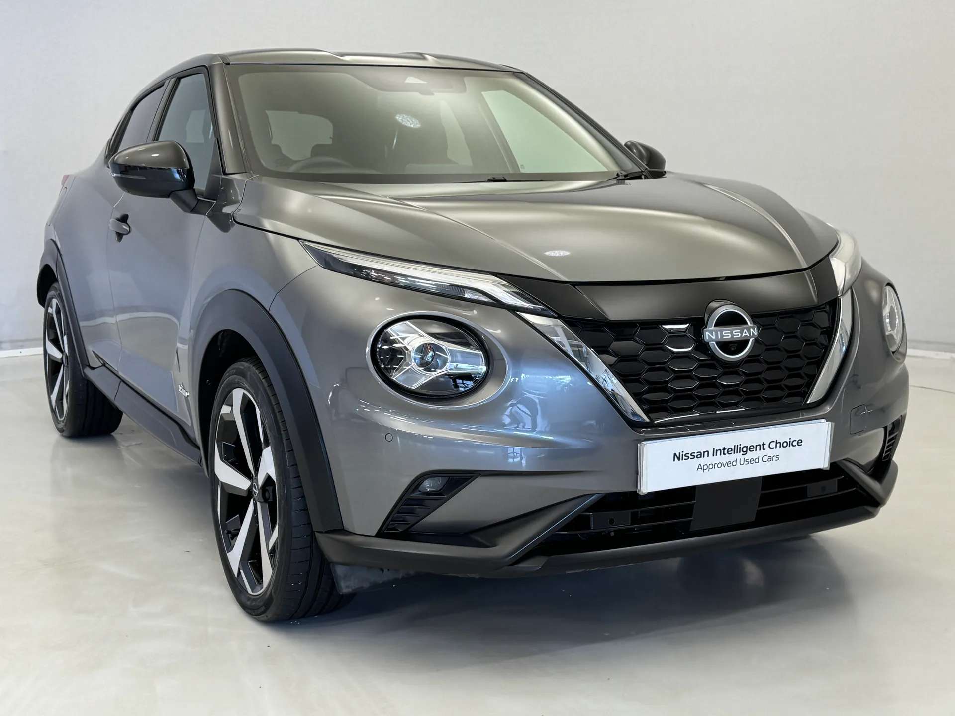 A 2023 NISSAN JUKE 1.6 Hybrid Tekna 5dr Auto A 2023 NISSAN JUKE 1.6 Hybrid Tekna 5dr Auto