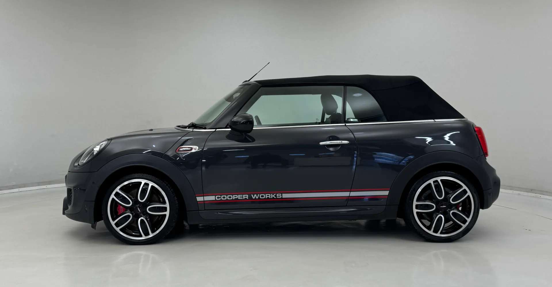 2019 MINI CONVERTIBLE 2019 MINI CONVERTIBLE