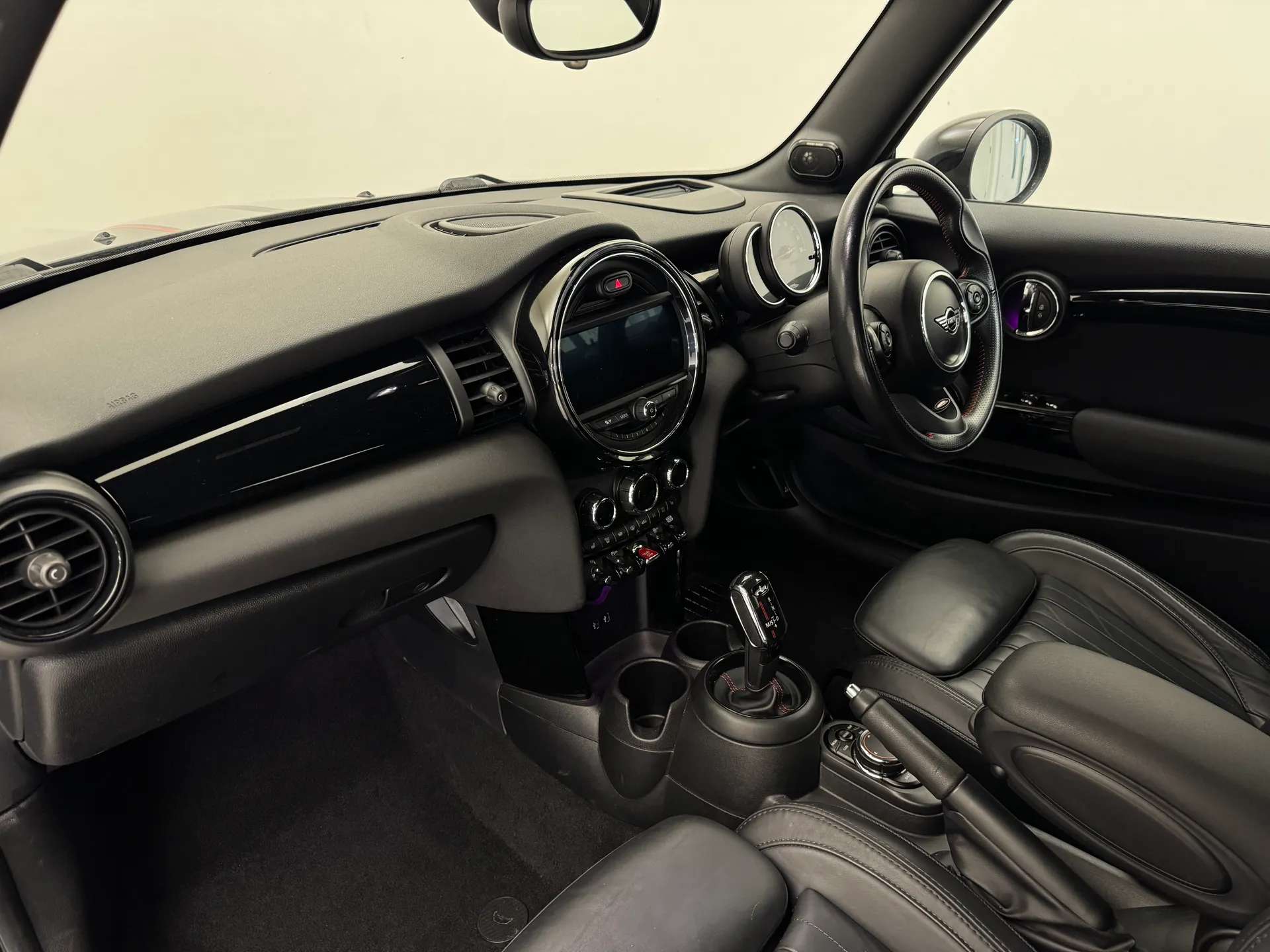 2019 MINI CONVERTIBLE 2019 MINI CONVERTIBLE