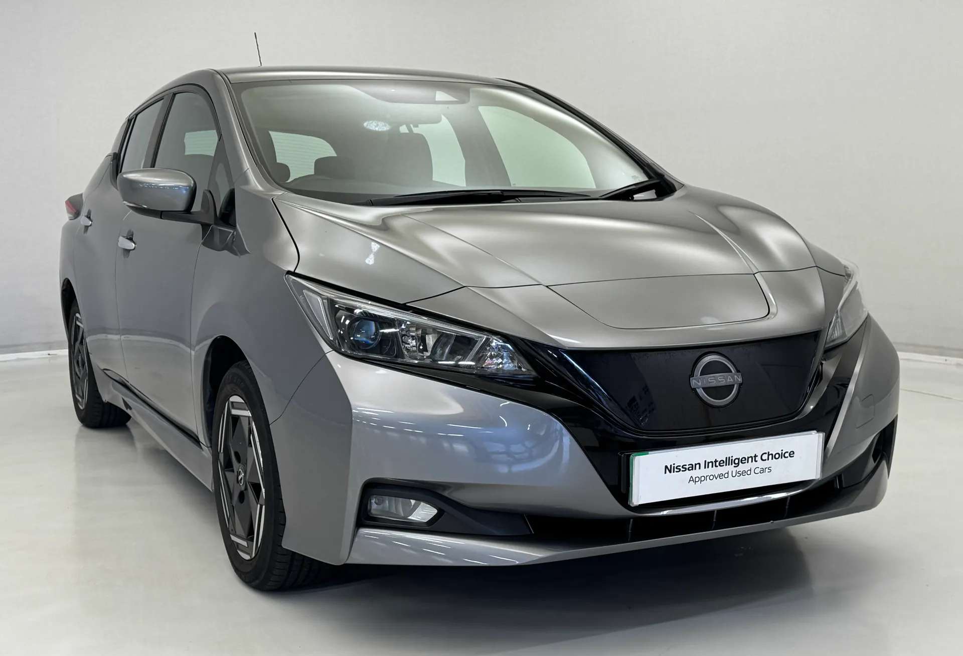 A 2022 NISSAN LEAF 110kW Acenta 39kWh 5dr Auto A 2022 NISSAN LEAF 110kW Acenta 39kWh 5dr Auto