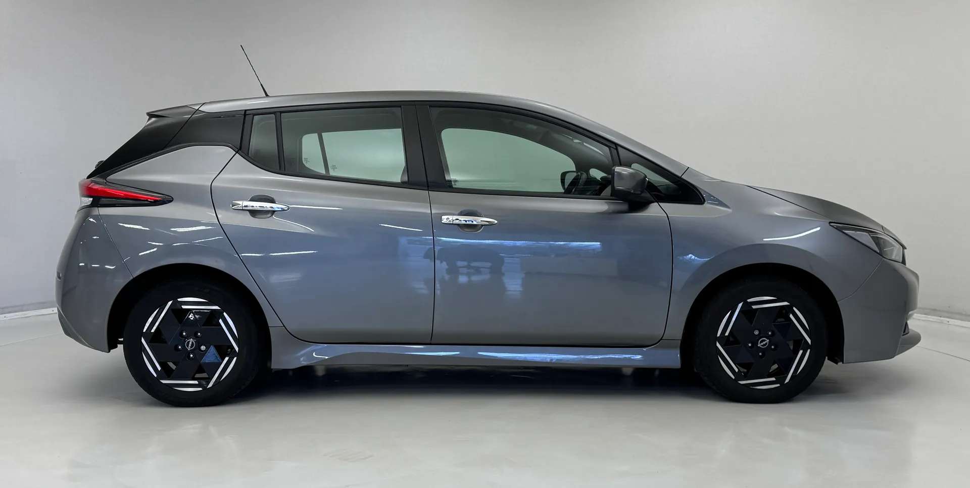 2022 NISSAN LEAF 2022 NISSAN LEAF