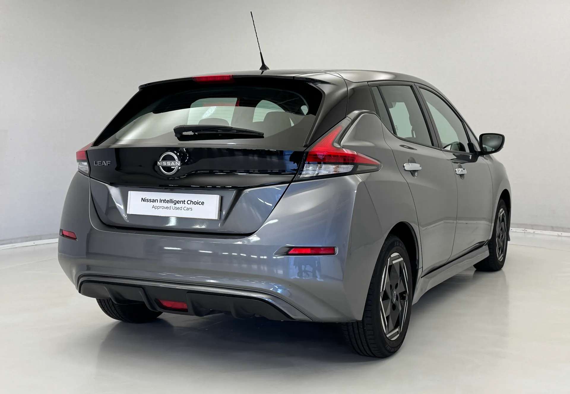 2022 NISSAN LEAF 2022 NISSAN LEAF