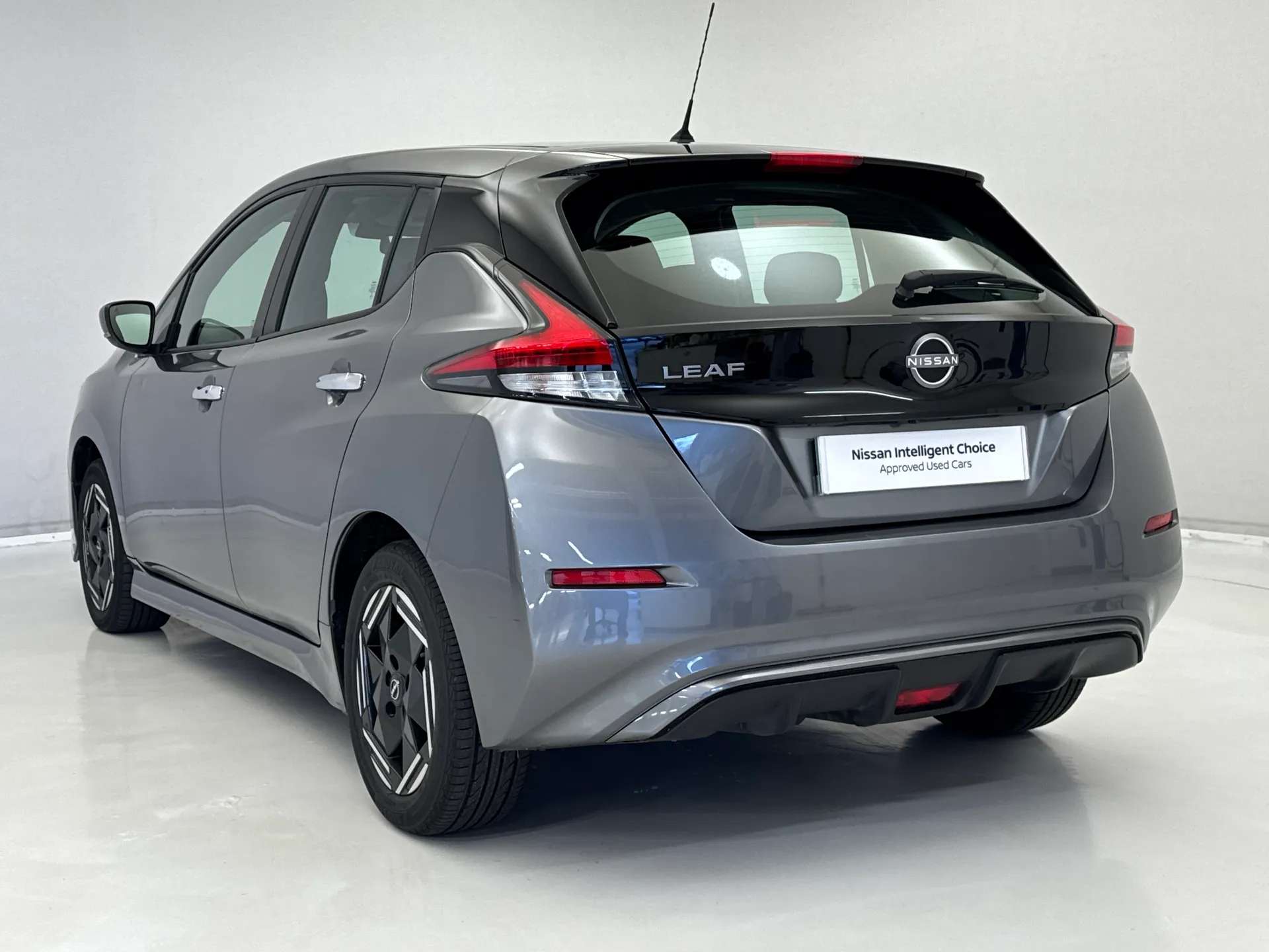2022 NISSAN LEAF 2022 NISSAN LEAF
