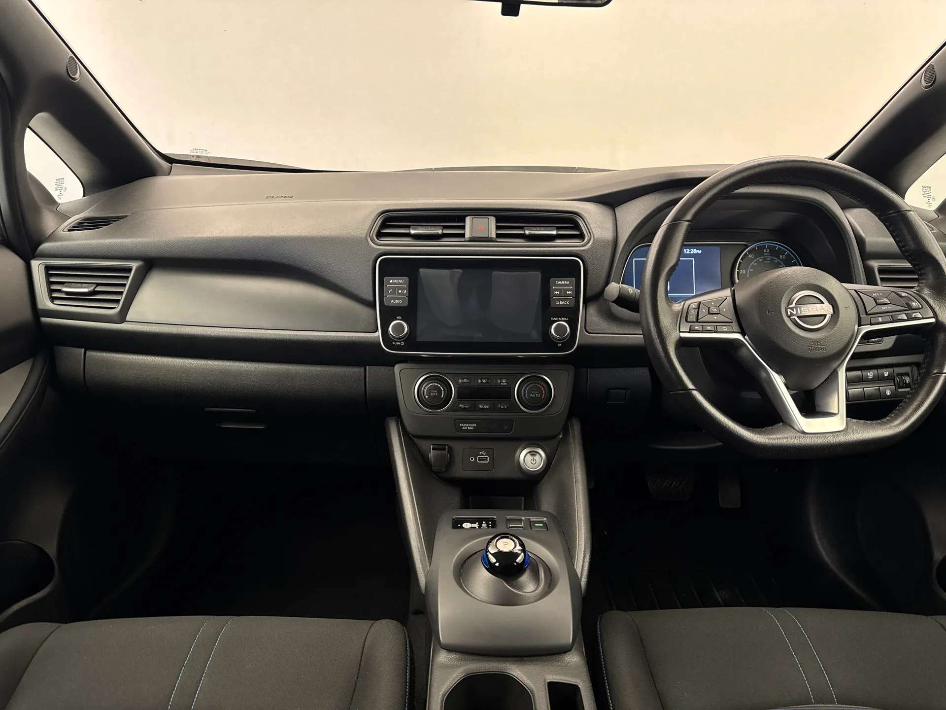 A 2022 NISSAN LEAF 110kW Acenta 39kWh 5dr Auto A 2022 NISSAN LEAF 110kW Acenta 39kWh 5dr Auto