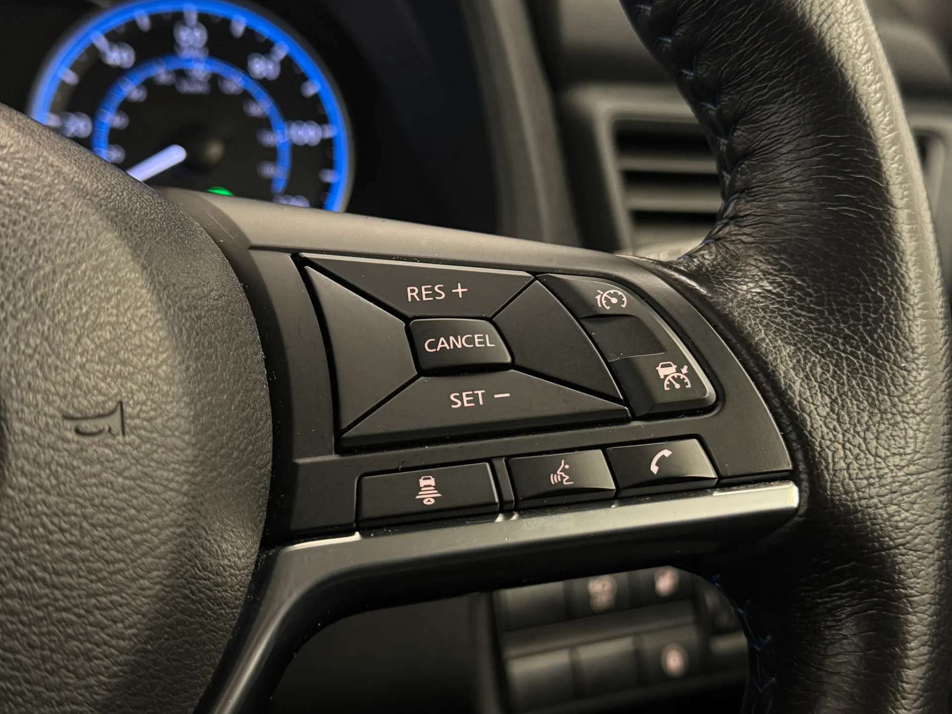 2022 NISSAN LEAF 2022 NISSAN LEAF