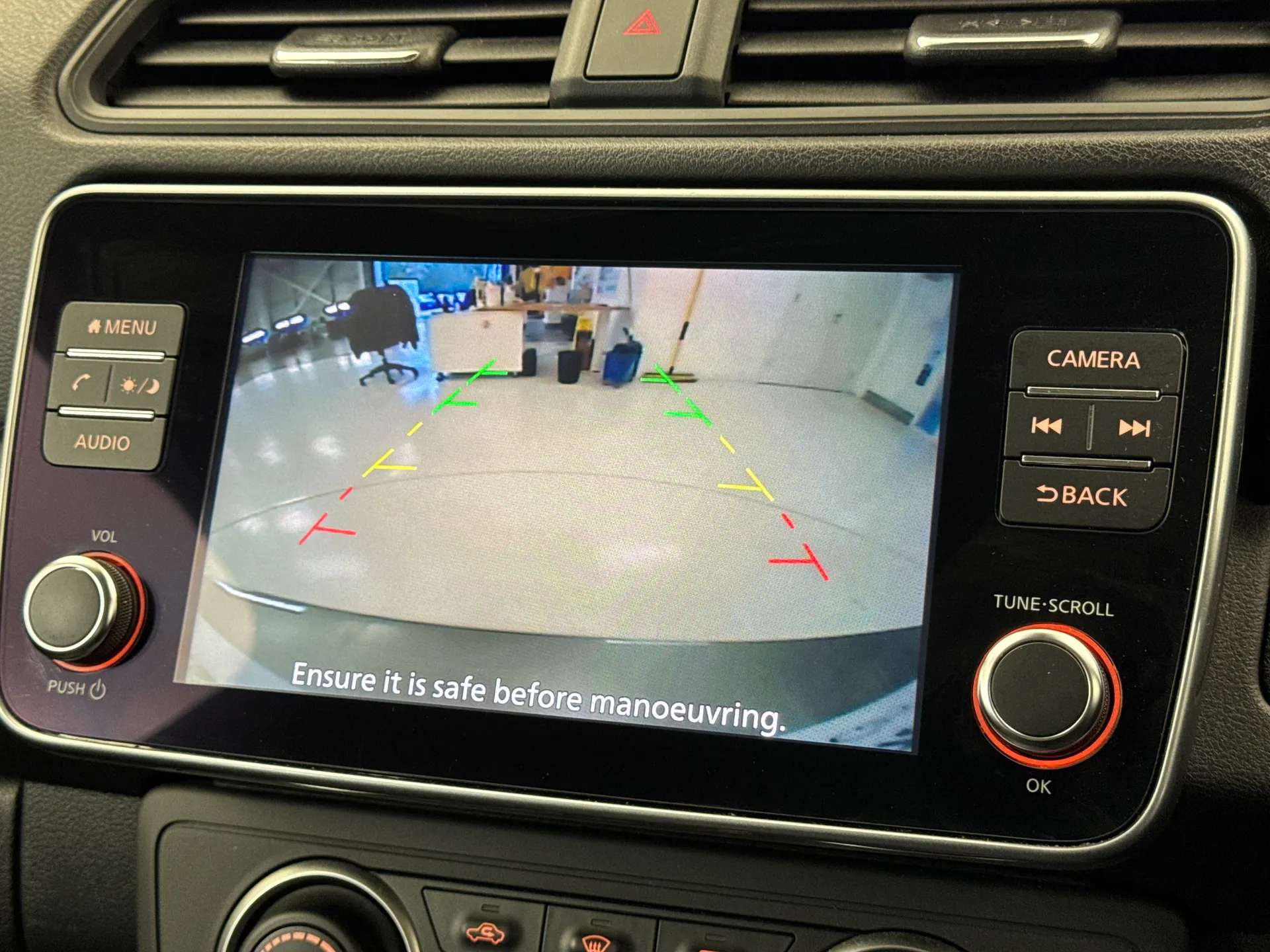 2022 NISSAN LEAF 2022 NISSAN LEAF