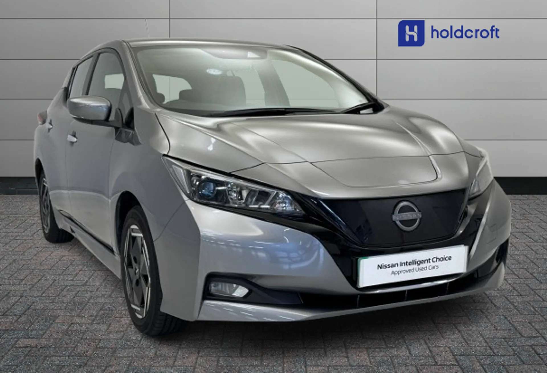 A 2022 NISSAN LEAF 110kW Acenta 39kWh 5dr Auto A 2022 NISSAN LEAF 110kW Acenta 39kWh 5dr Auto