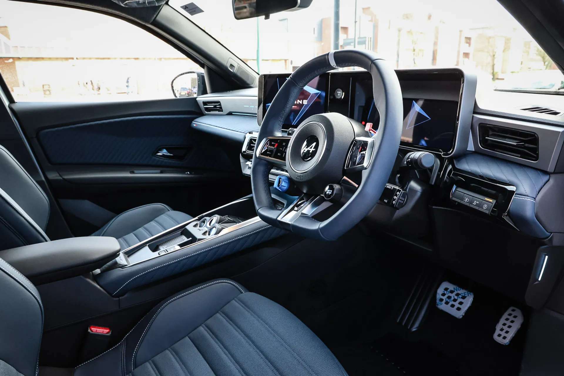 2025 ALPINE A290 2025 ALPINE A290