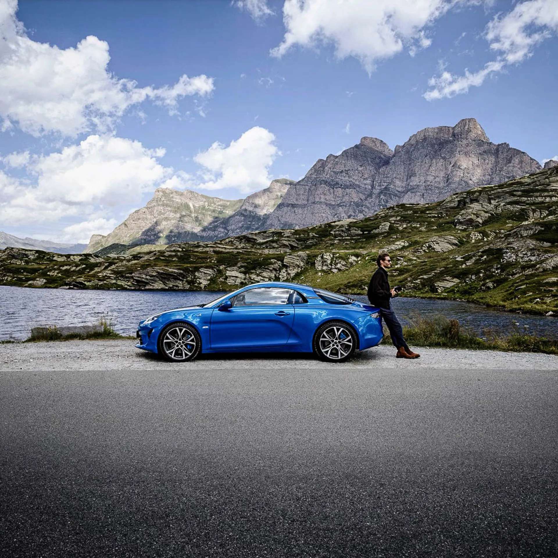 2025 ALPINE A290 2025 ALPINE A290