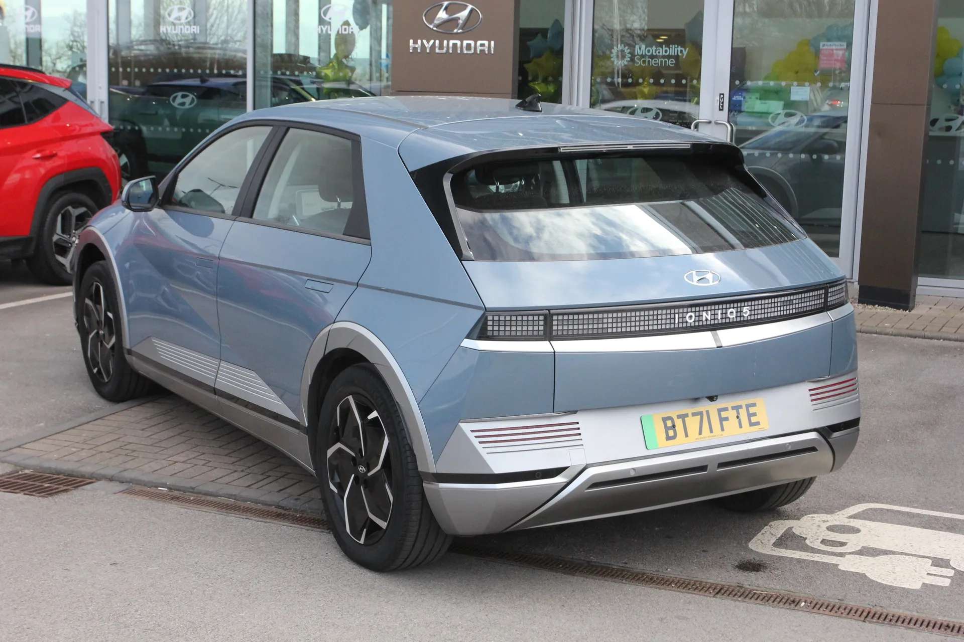 A 2021 HYUNDAI IONIQ 5 160kW Premium 73 kWh 5dr Auto A 2021 HYUNDAI IONIQ 5 160kW Premium 73 kWh 5dr Auto