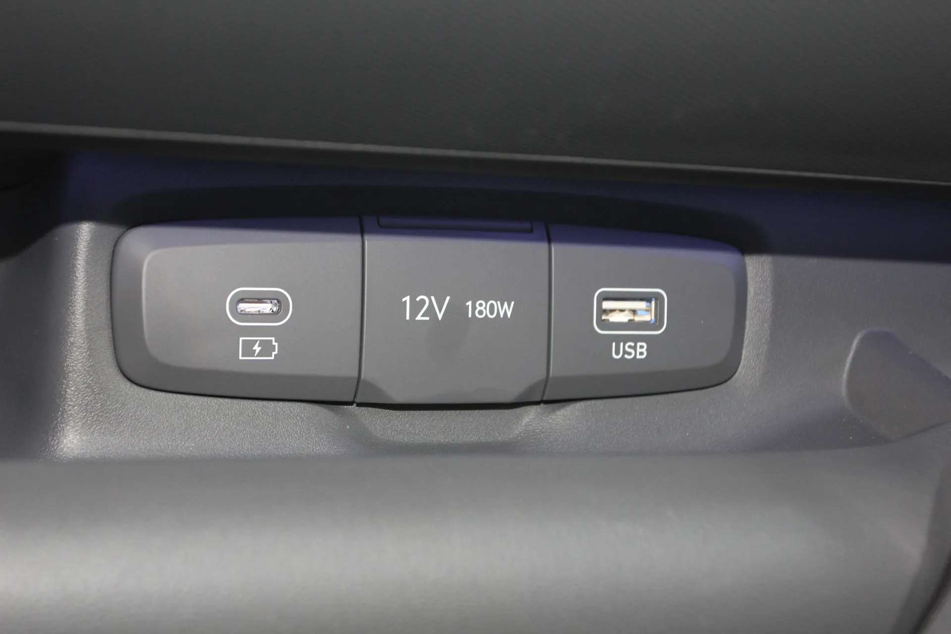 2026 HYUNDAI INSTER 2026 HYUNDAI INSTER