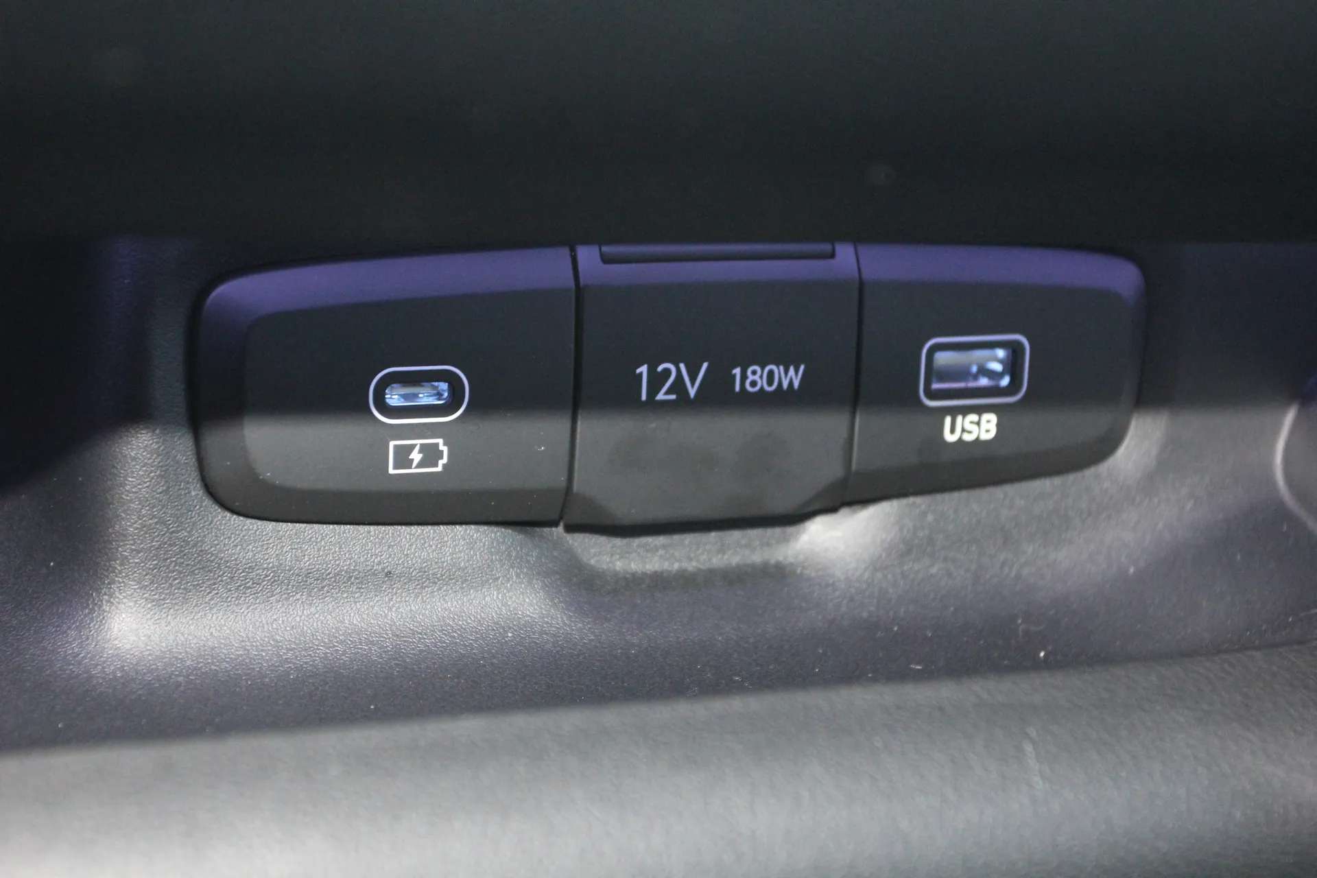 2025 HYUNDAI INSTER 2025 HYUNDAI INSTER