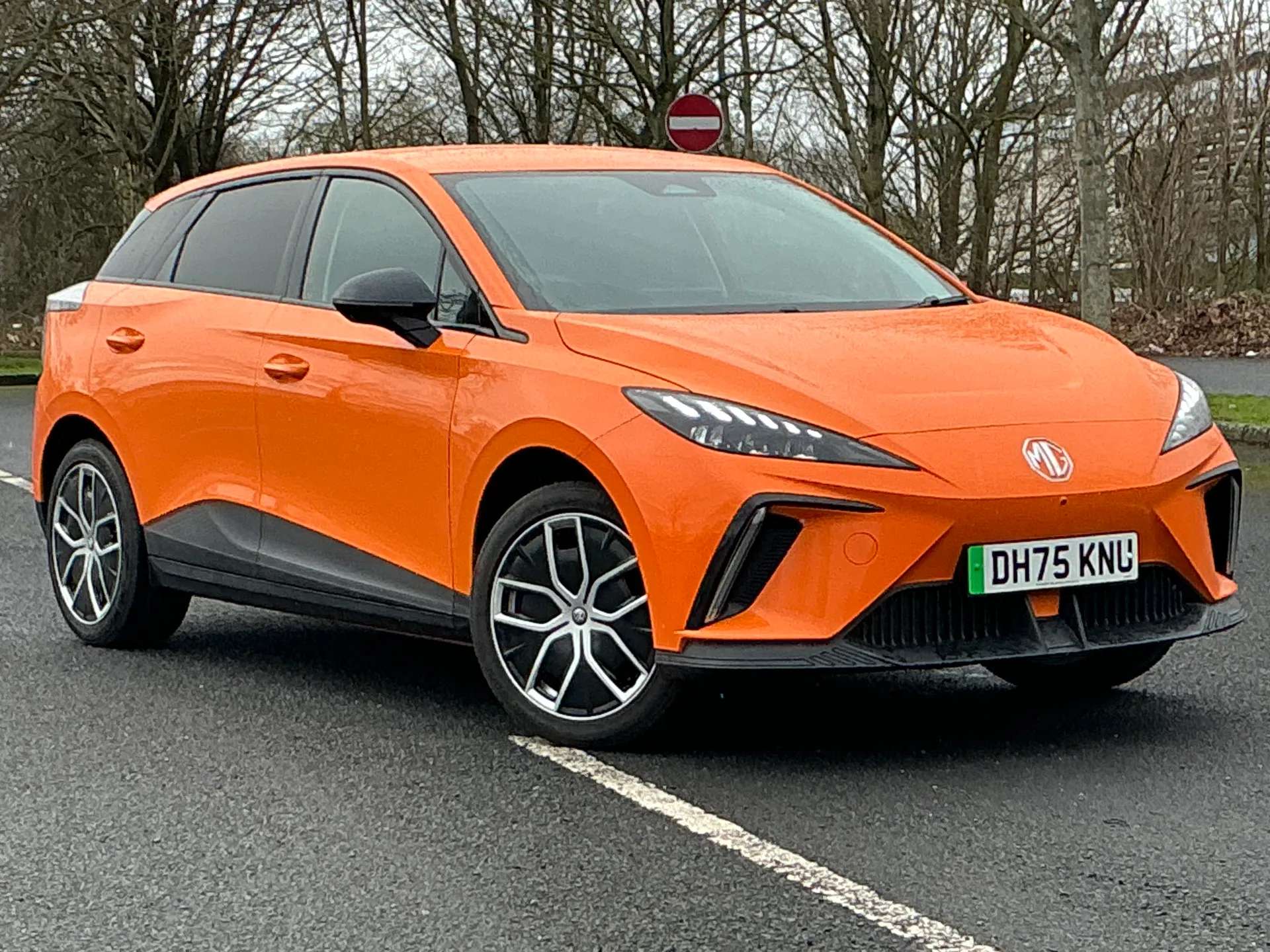 A 2026 MG MOTOR UK MG4 150kW Trophy EV Long Range 64kWh 5dr Auto A 2026 MG MOTOR UK MG4 150kW Trophy EV Long Range 64kWh 5dr Auto